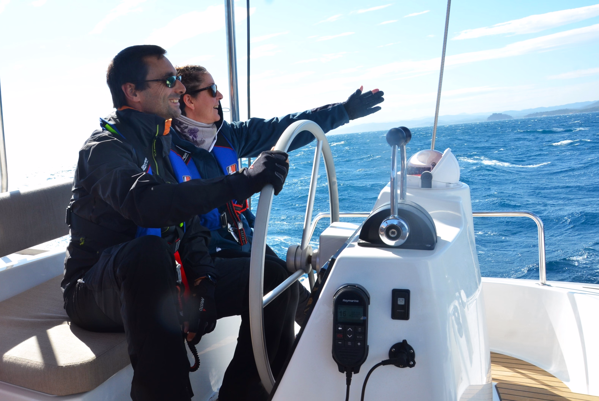 Stage de voile perfectionnement catamaran au coeur des îles d'Or