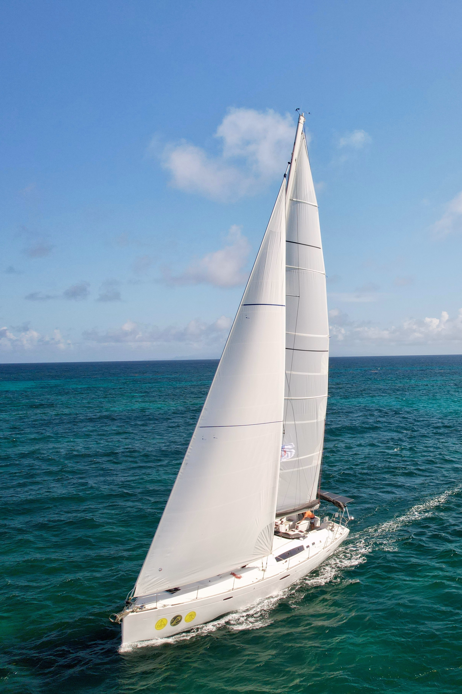 Stage de voile habitable tour de Guadeloupe, 4 stagiaires max