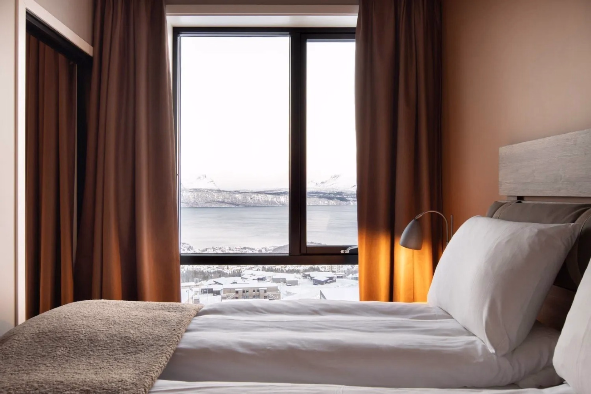 🏨 Hôtel 3* - Jours 1 à 6