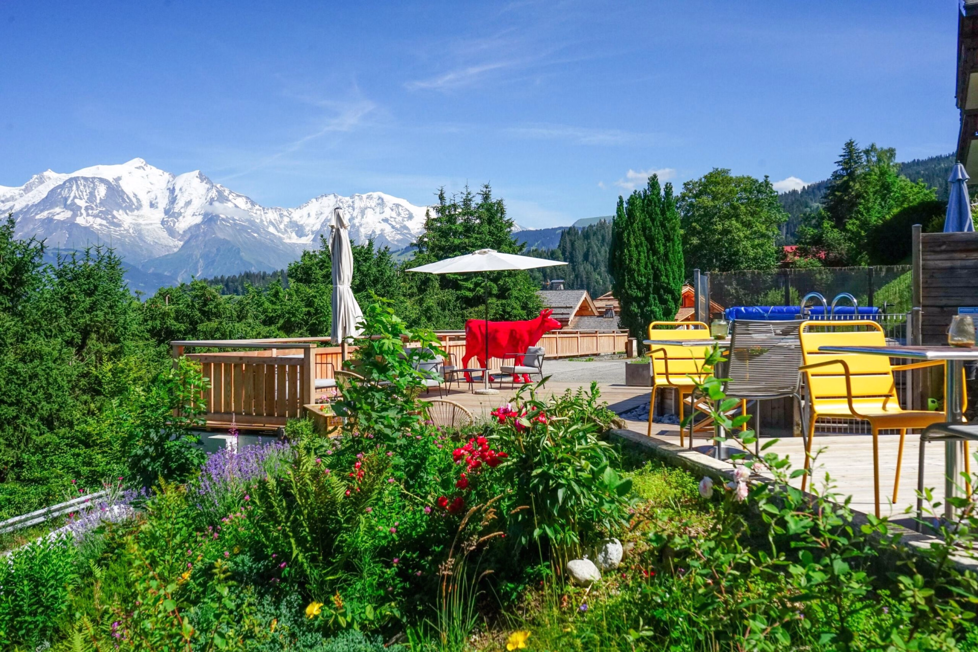 🏨 Hôtel 3* - Jours 1 à 2