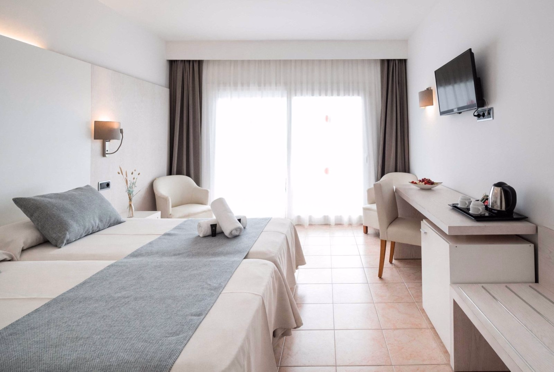 🏨 Hôtel 4* - Jour 7