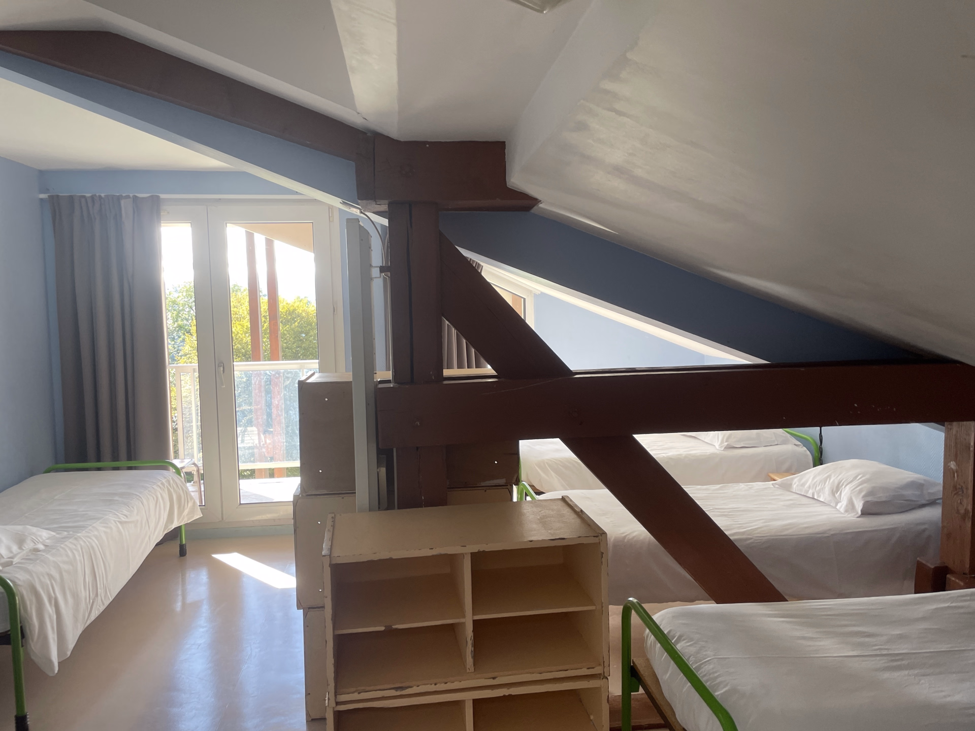 🏠 Auberge - Jours 1 à 2