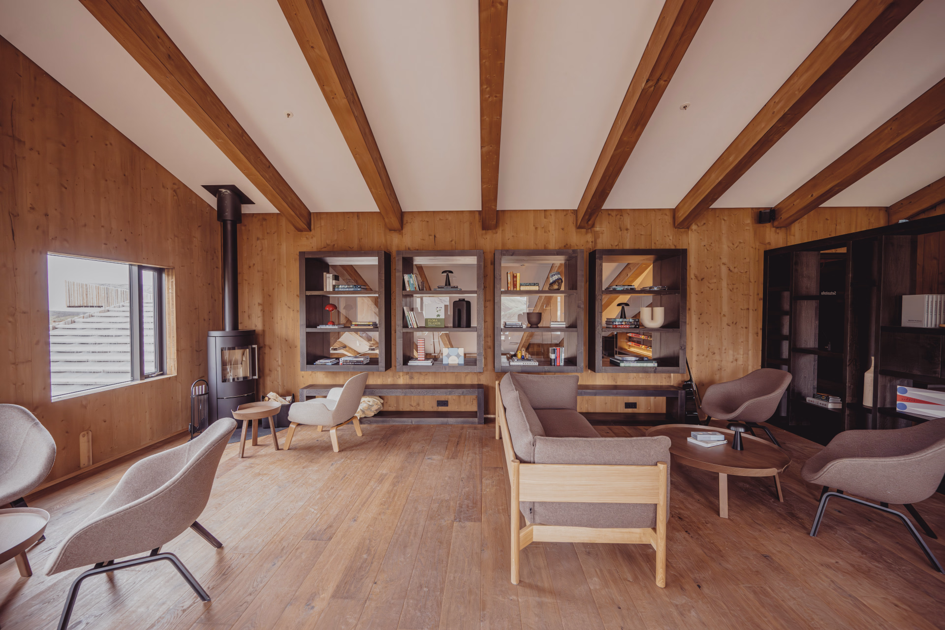 🏩 Hôtel 4* - Jours 2 à 3