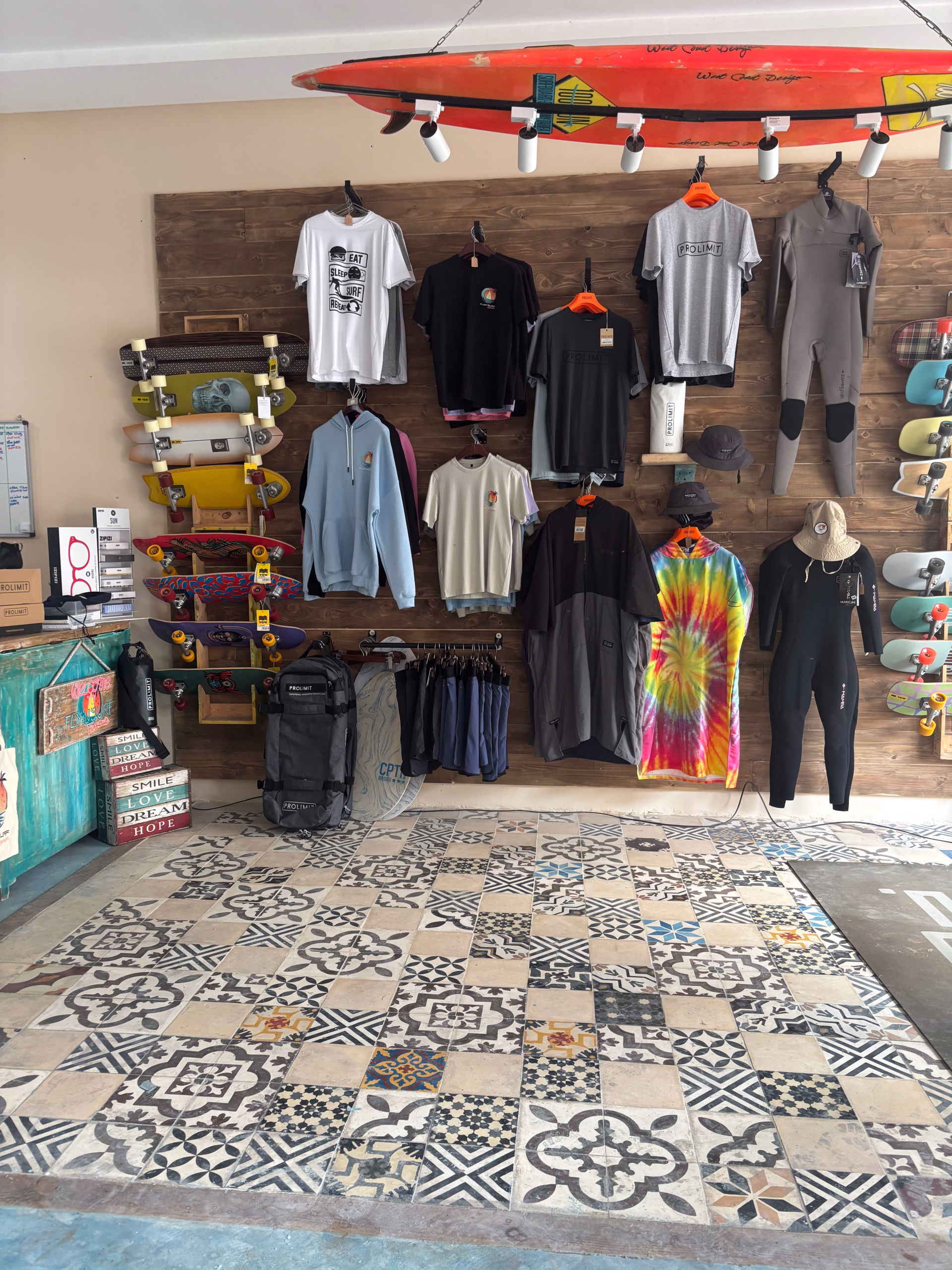 Essaouira Wingfoil Master : Stage Intensif, Coaching  & Riad