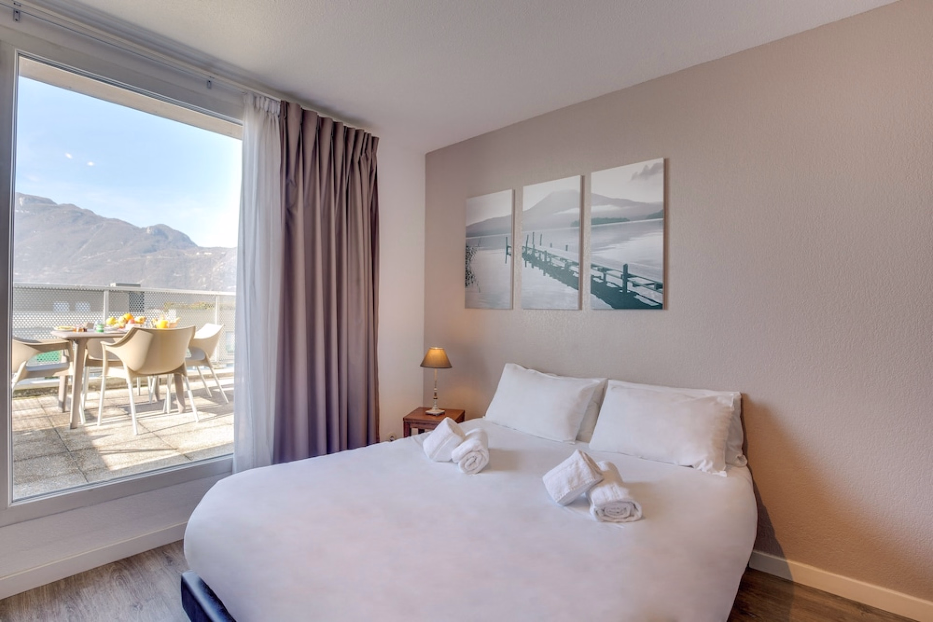 backpack.hotels.accommodation_type.hotel_3_stars