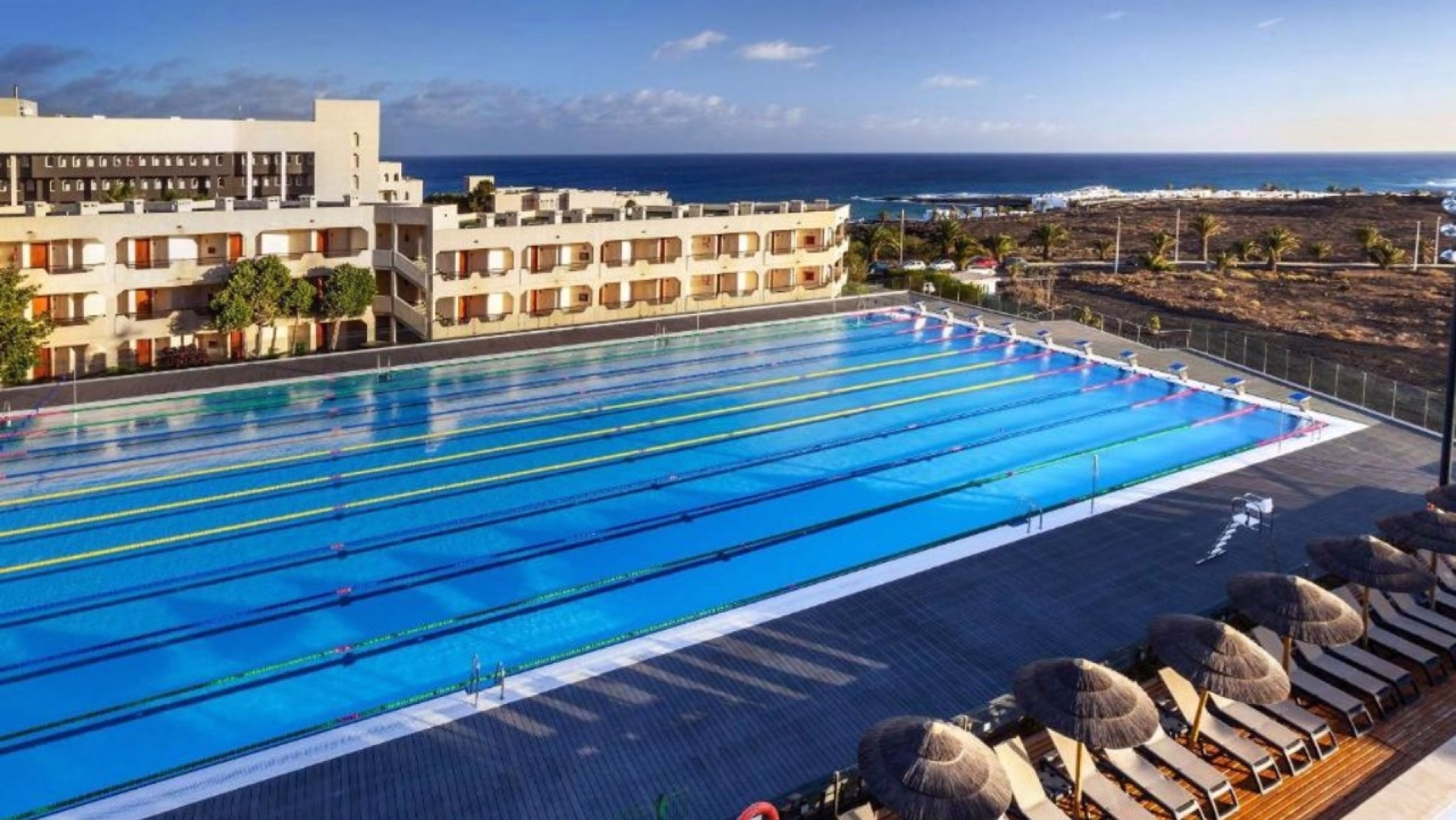 🏨 Hôtel 4* - Jours 1 à 7