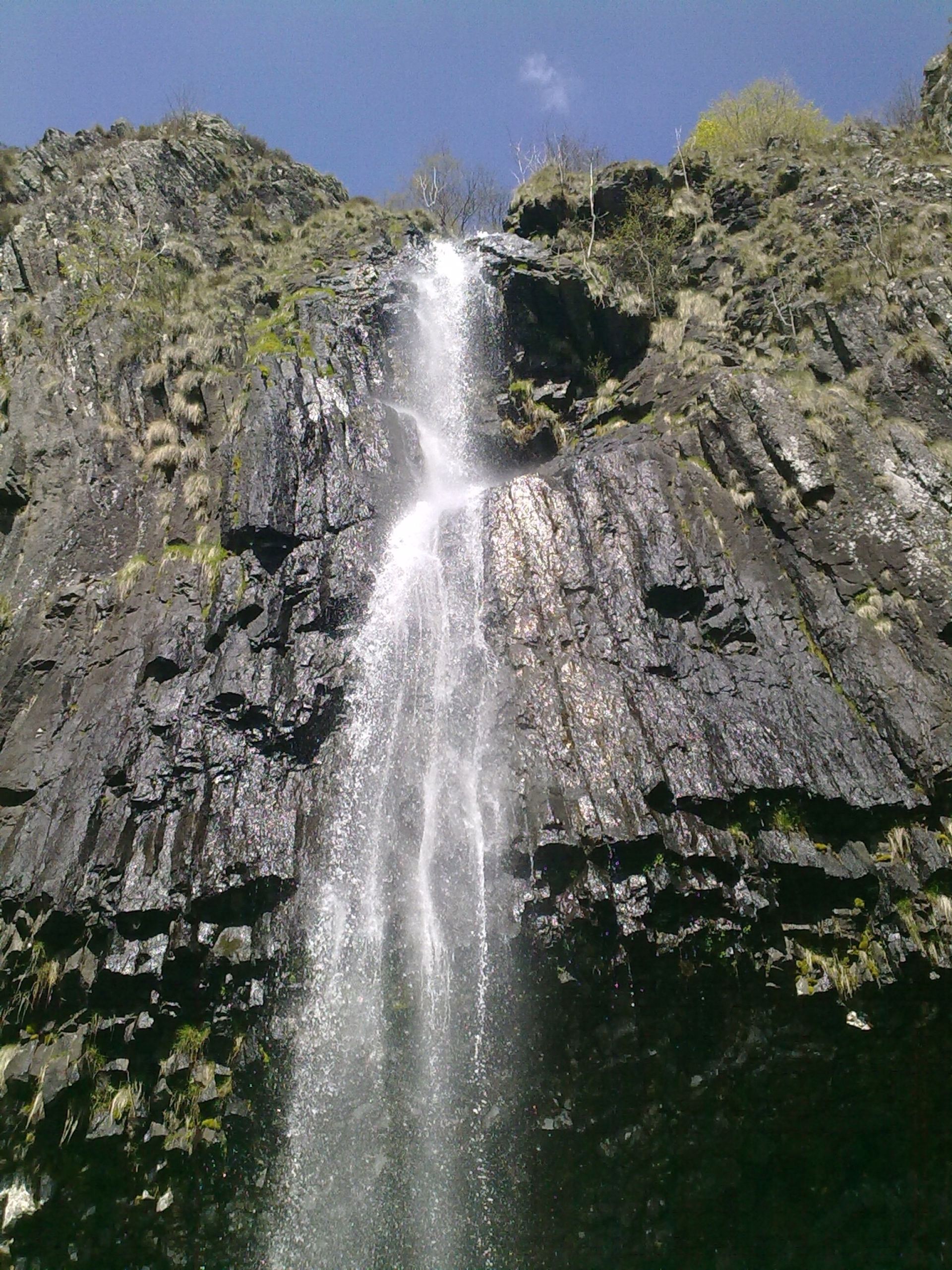 Randonnées pédestres sur le grand volcan du Cantal