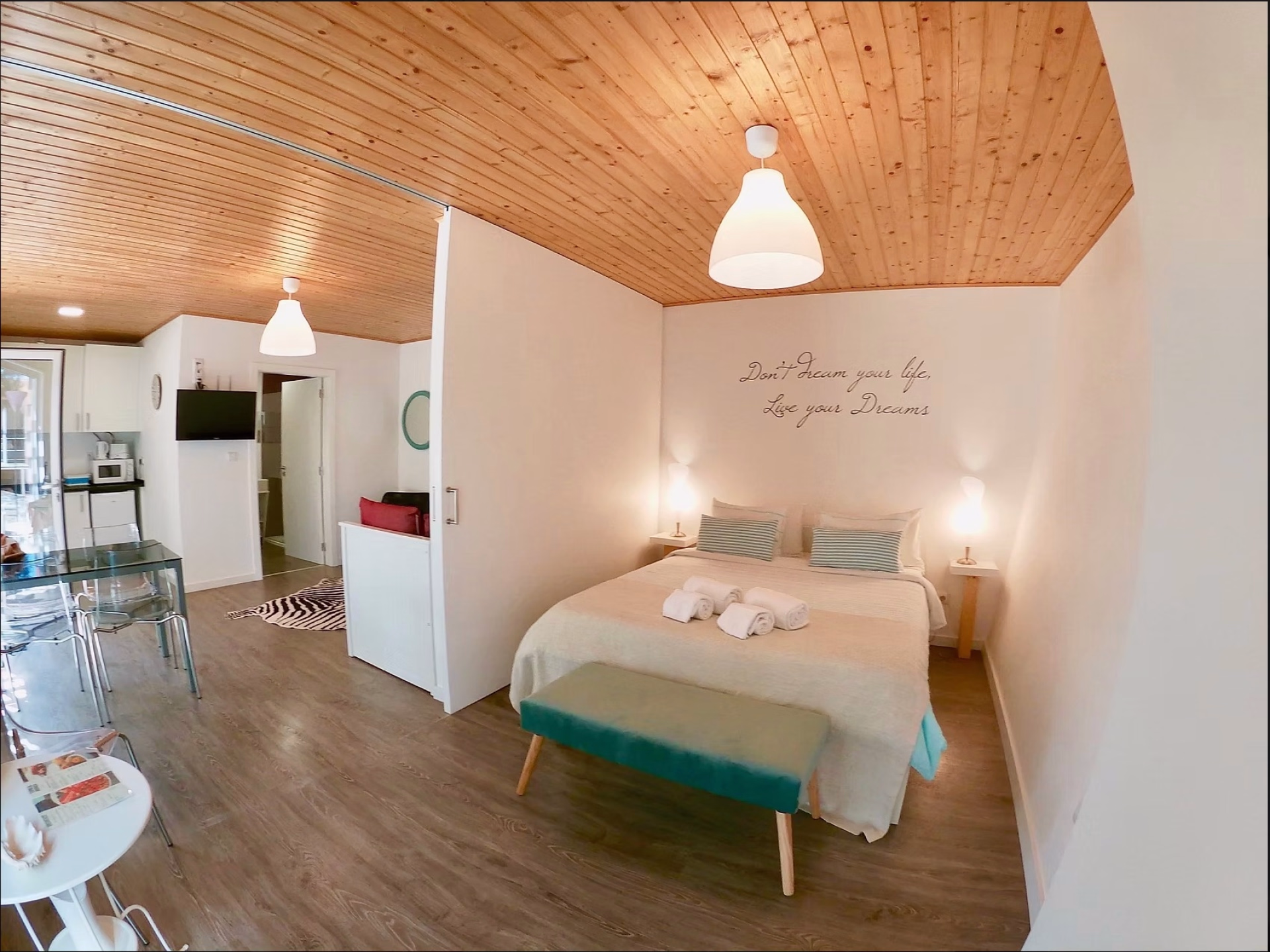 Sessions de surf et parenthèse yoga en villa privée à Ericeira