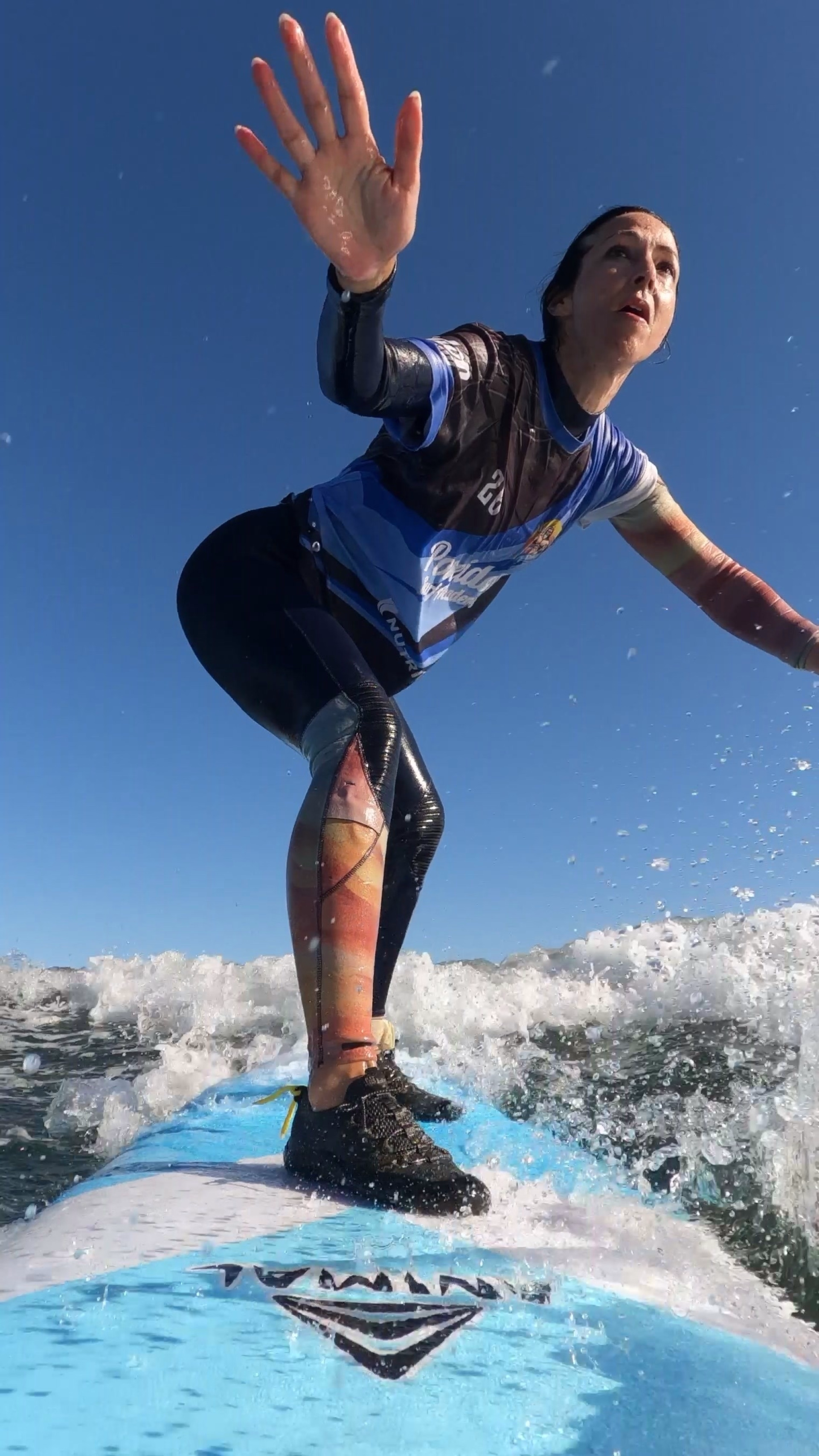Coaching de surf filmé à Corralejo, au nord de Fuerteventura