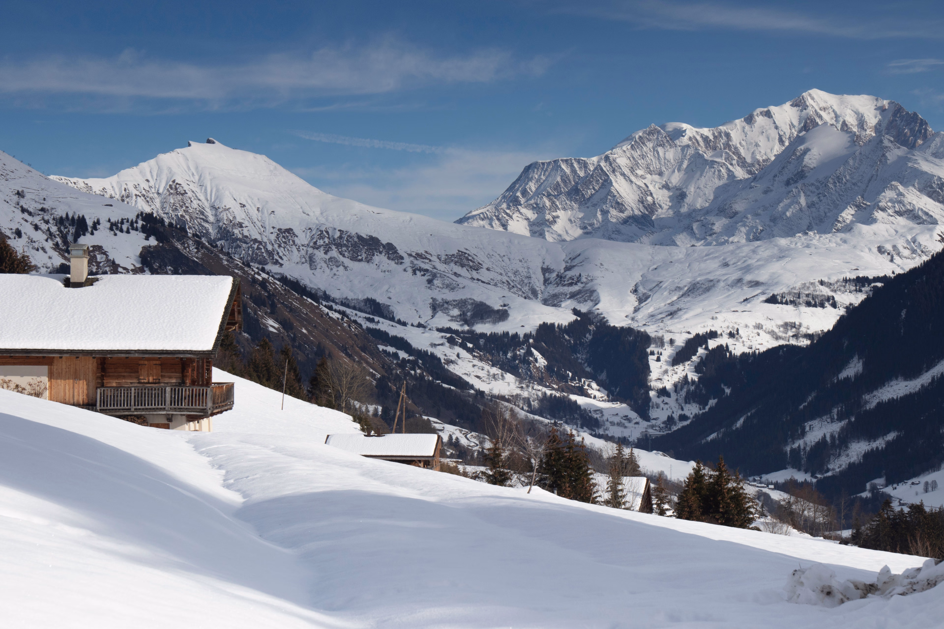 Monts et Merveilles du Beaufortain en raquettes à neige