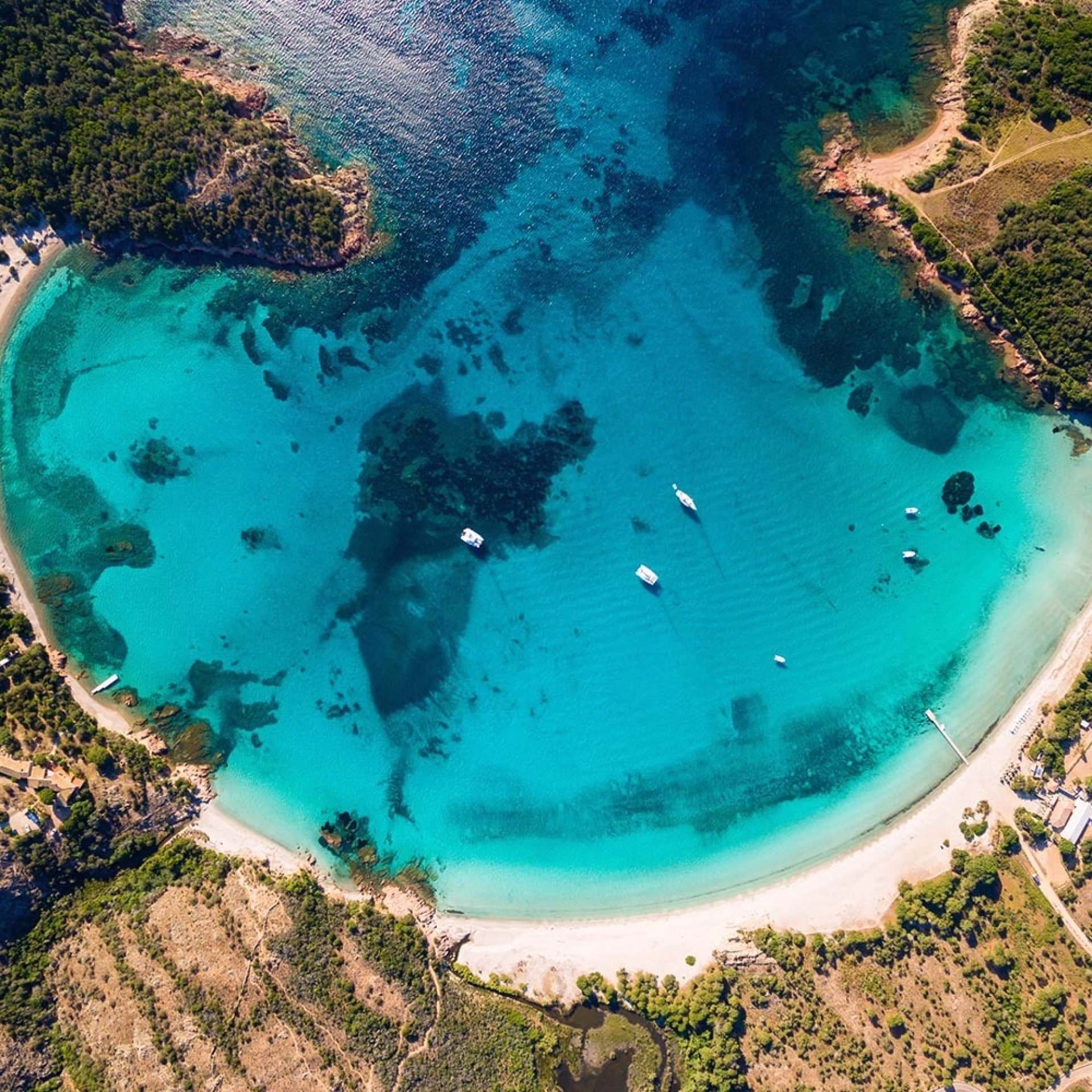 Sailing course in Corsica aboard a high-performance trimaran!