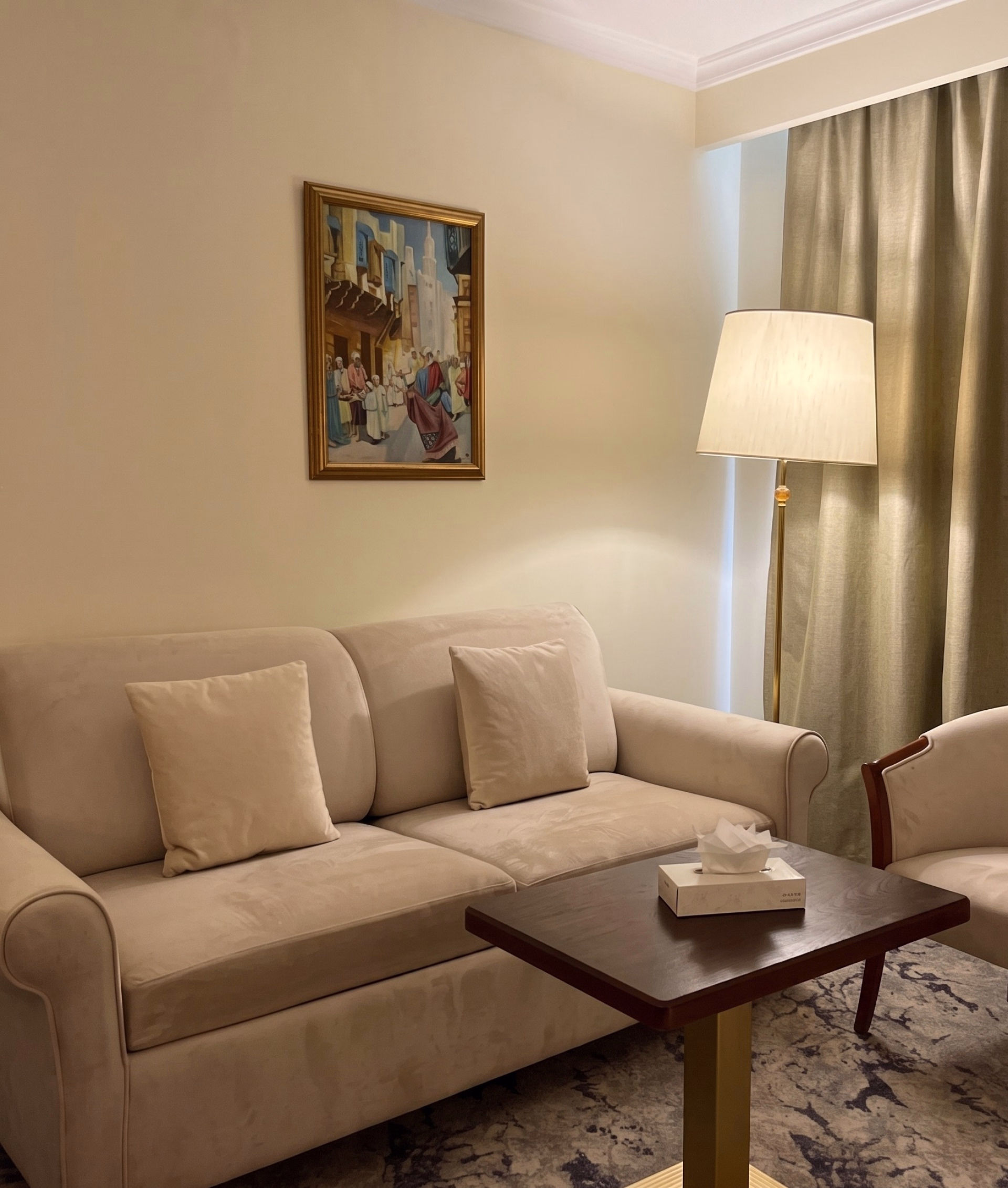 🏨 Hôtel 4* - Jour 1