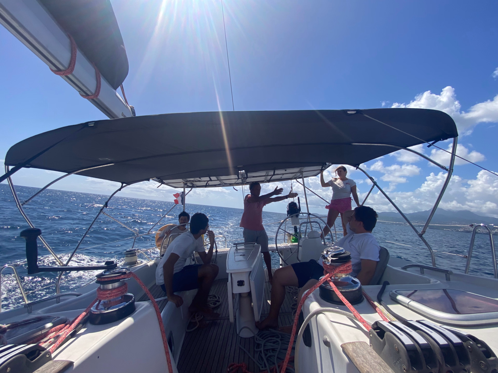 Stage de voile habitable tour de Guadeloupe, 4 stagiaires max