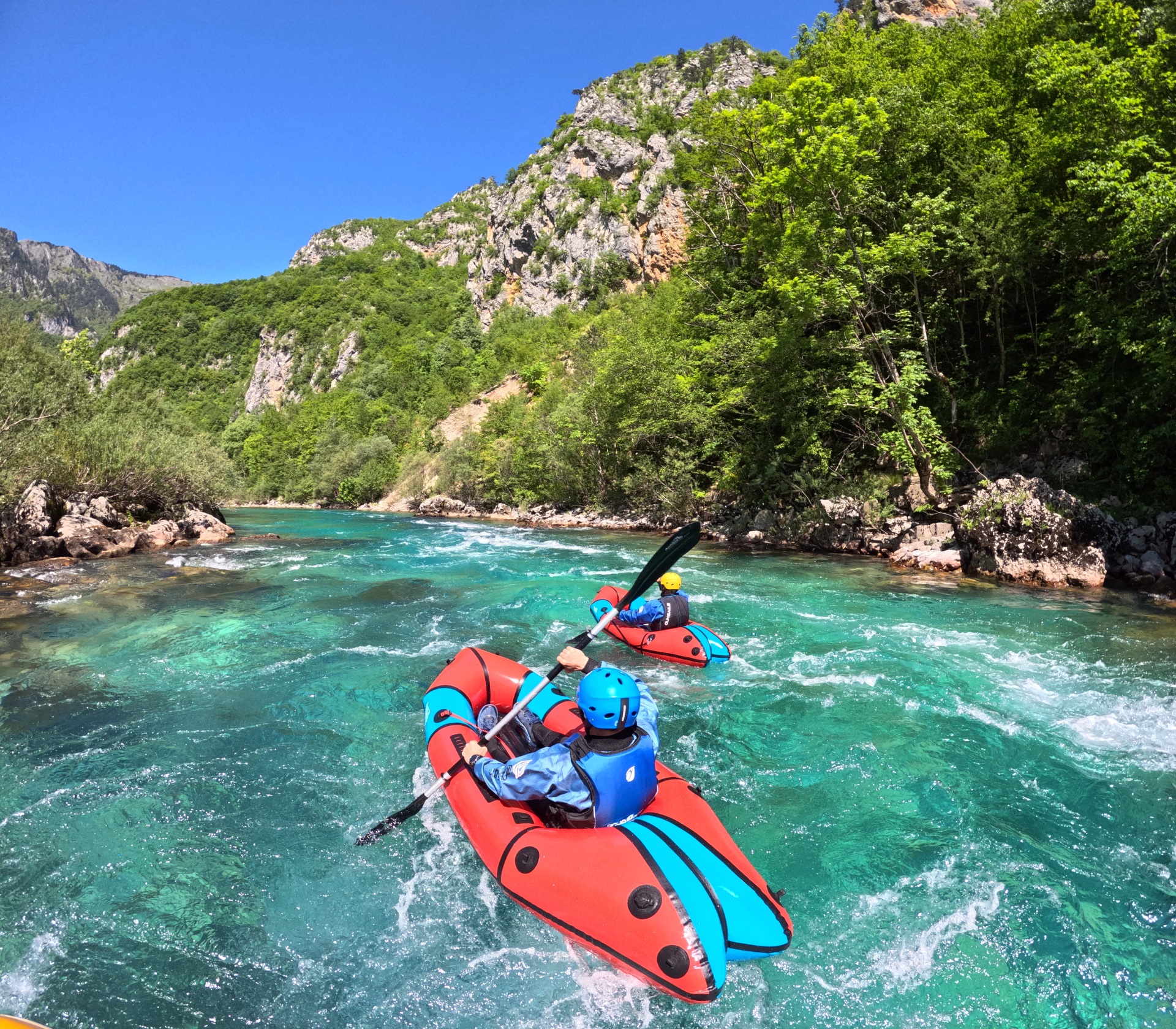 Excursion en packraft dans le canyon de la Tara au Monténégro