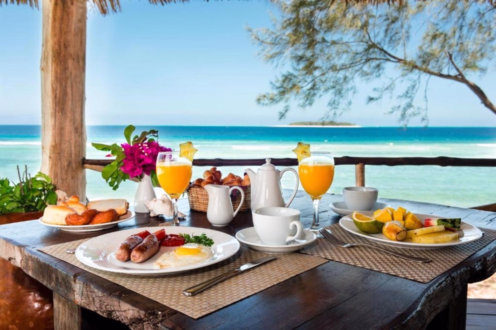 🏨 Hôtel 4* - Jours 2 à 3