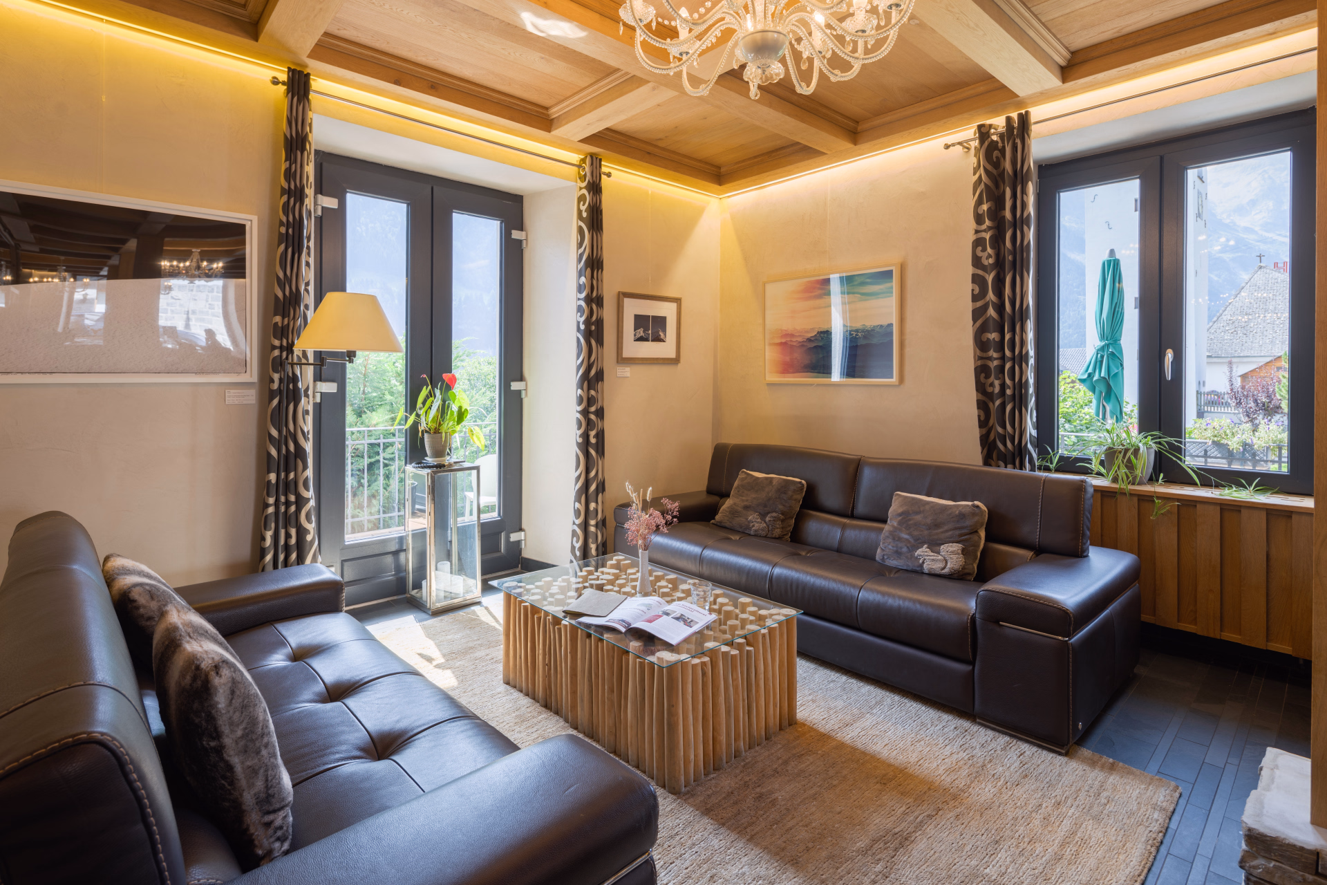 🏨 Hôtel 4* - Jour 1