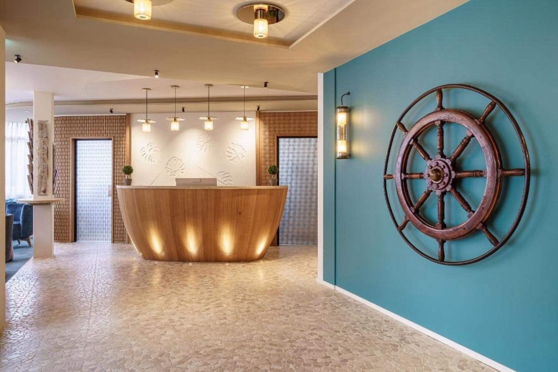 🏨 Hôtel 3* - Jours 6 à 7