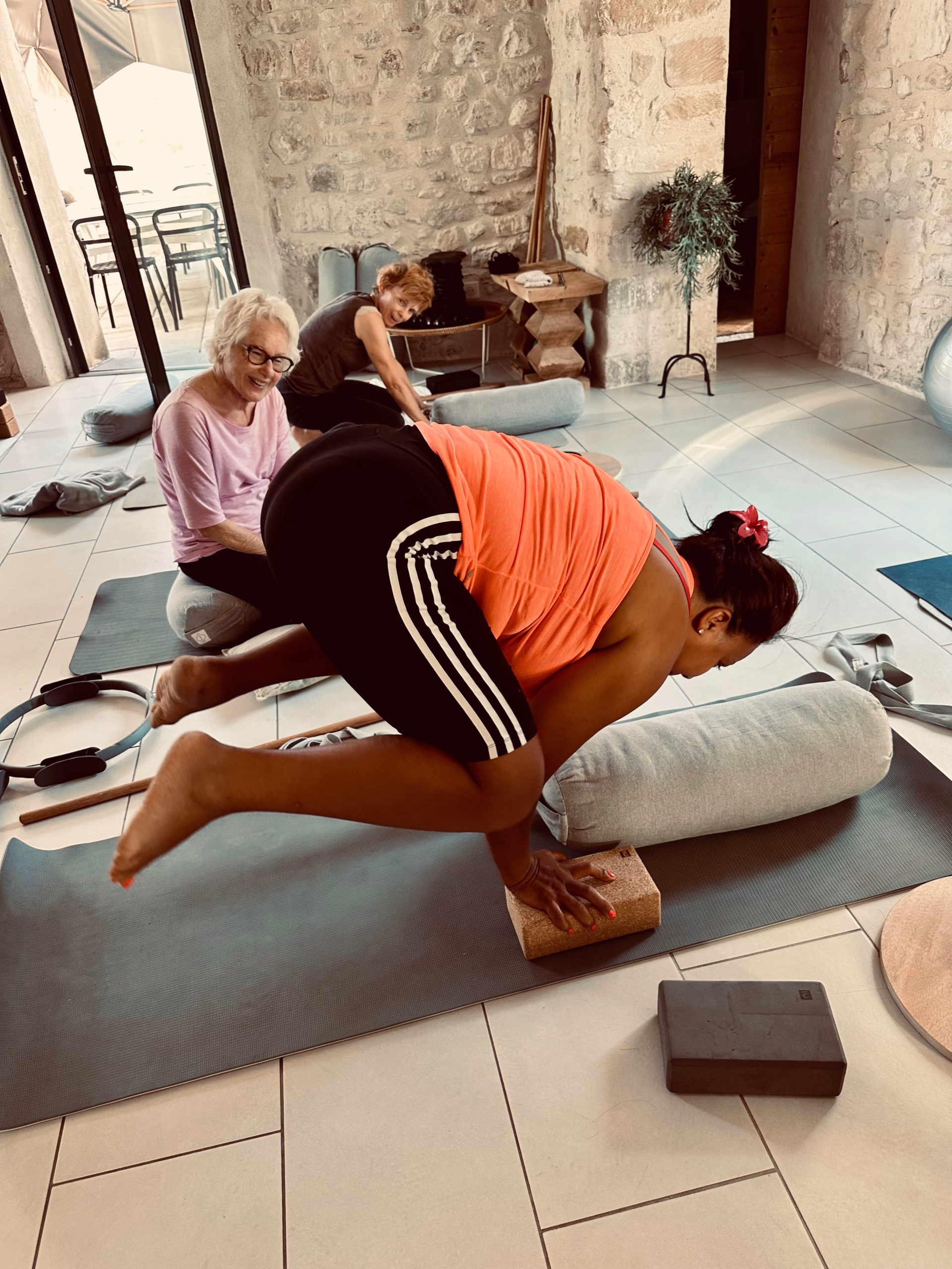 Yoga, Pilates, Rando et baignades : retraite 100% femmes à Uzès