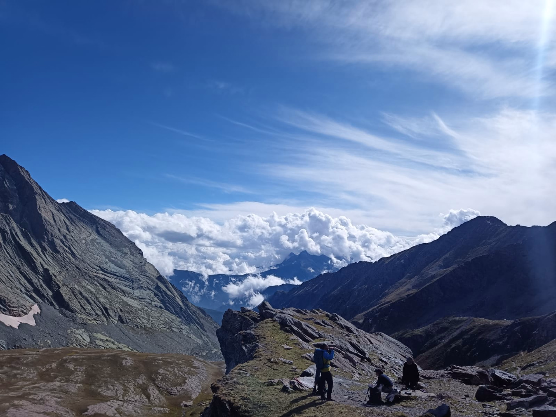 Photo randonnée en montagne dans les Alpes