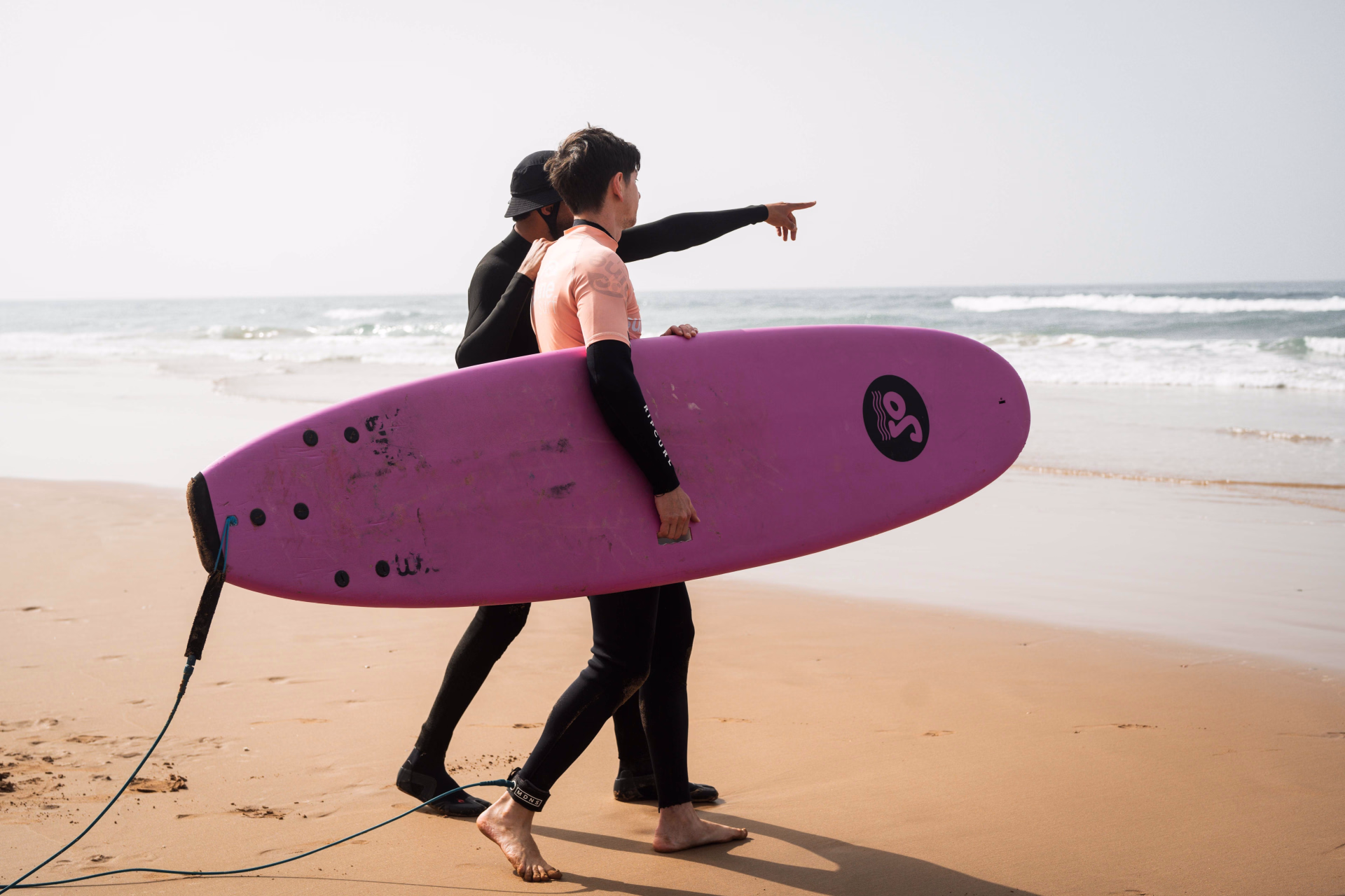 8 jours pour se lancer : Votre guide d'initiation au surf au Maroc