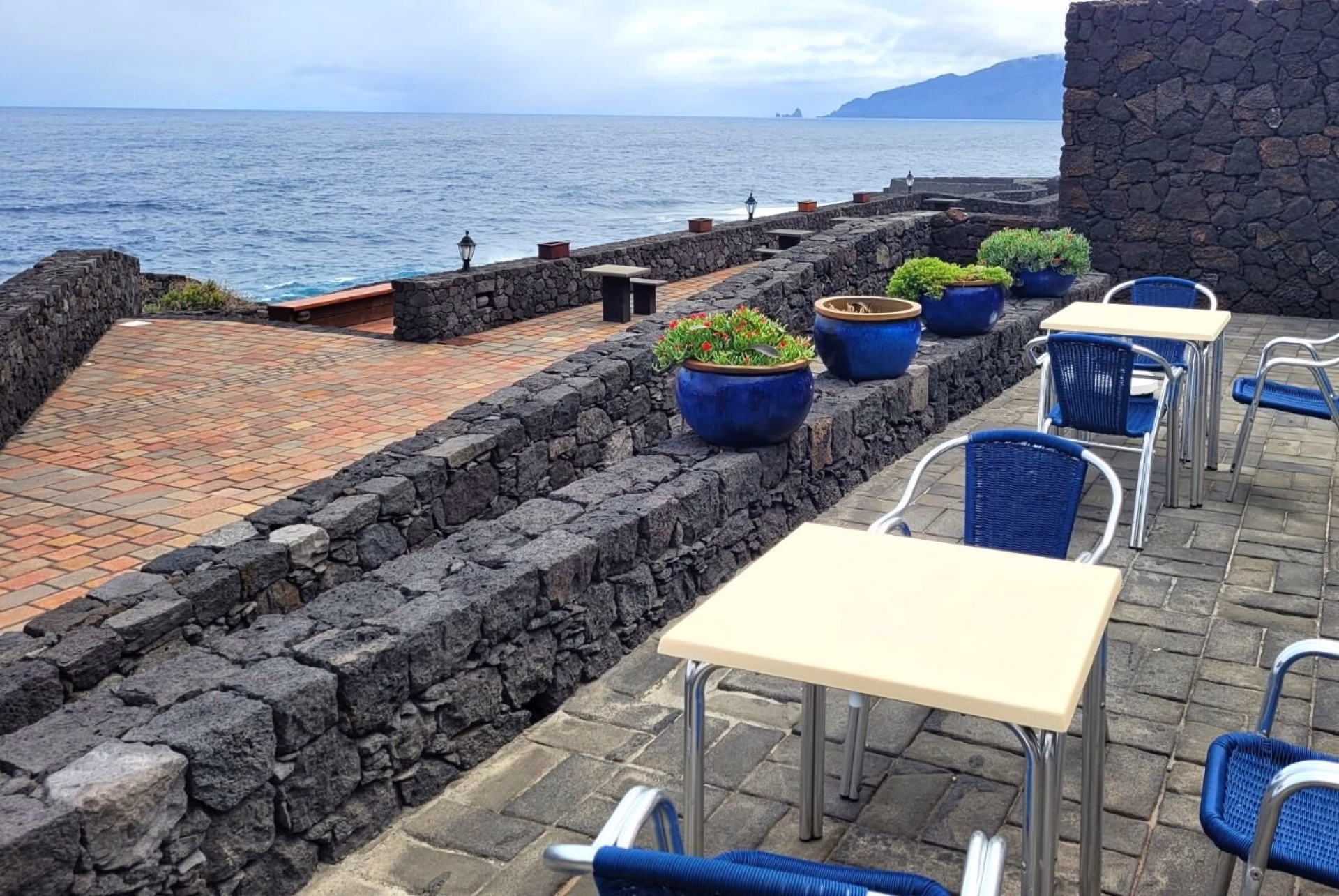 🏨 Hôtel 2* - Jours 6 à 7