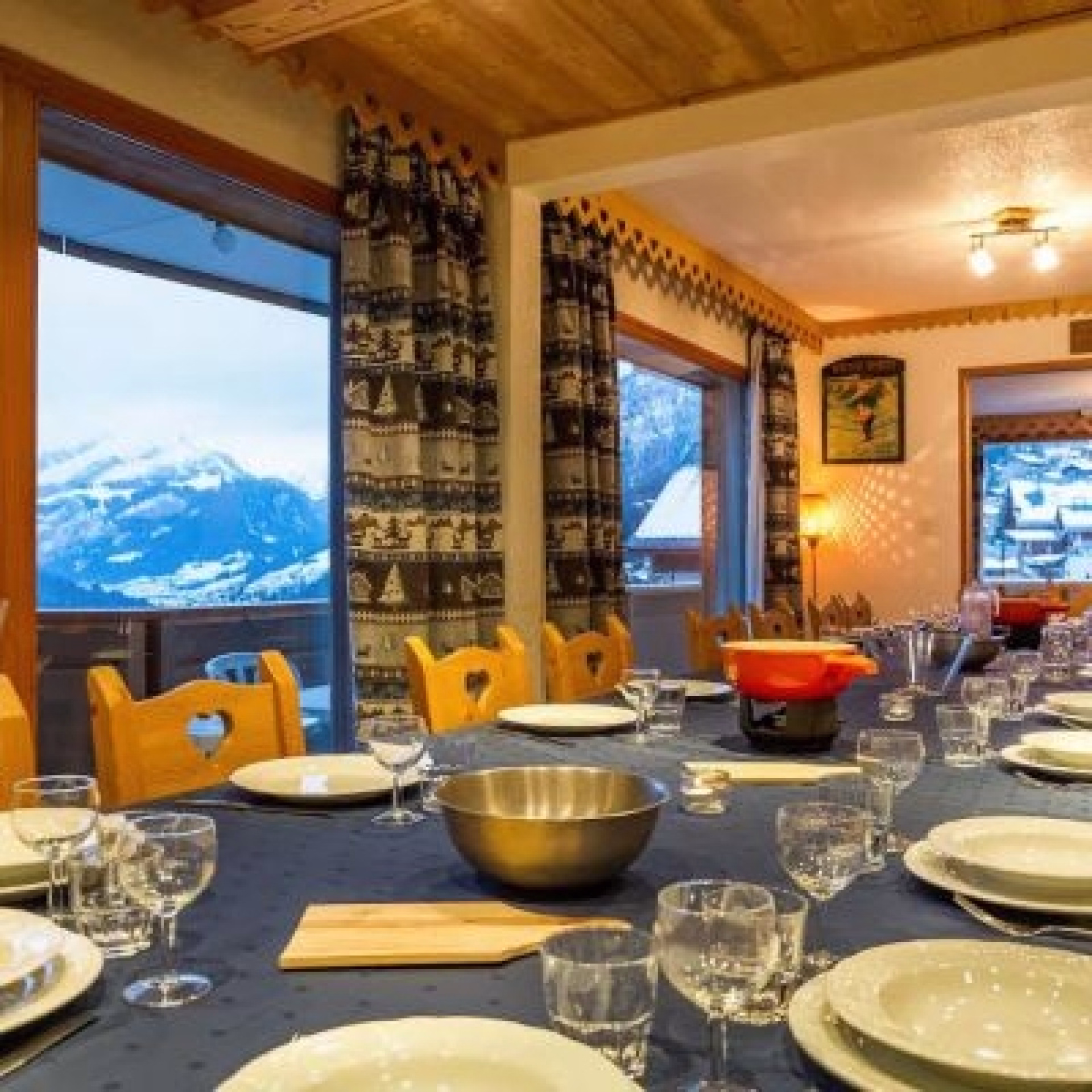 🏩 Hôtel 3* - Jours 1 à 2