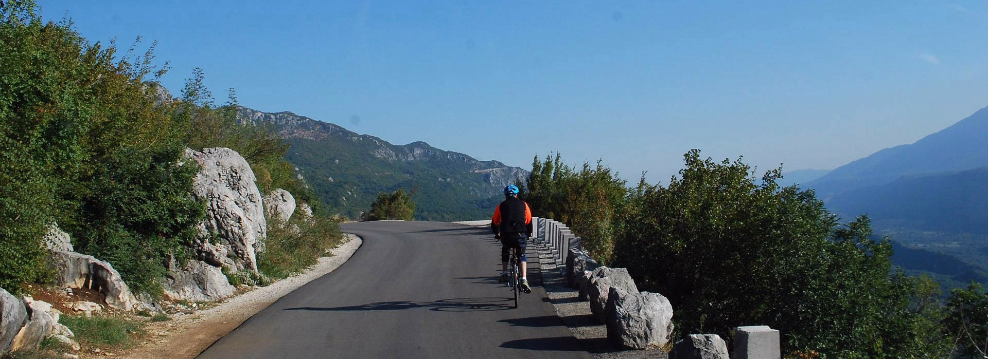 À vélo à travers les Balkans sauvages