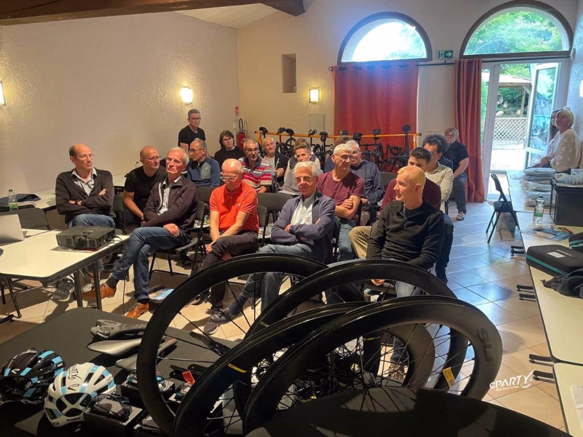 Stage cyclisme et ascension du Mont Ventoux en Provence