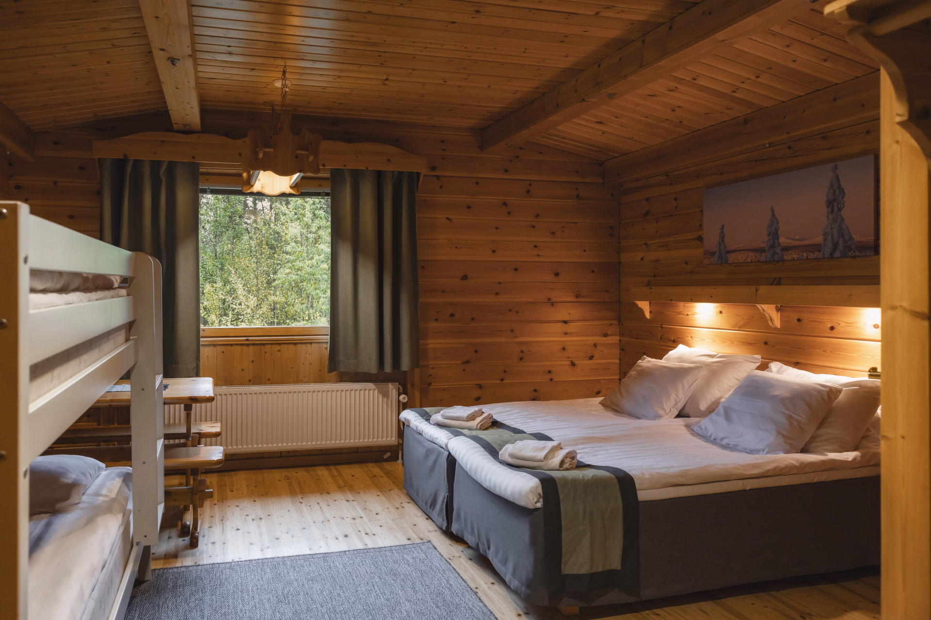🏨 Hôtel 3* - Jours 1 à 4