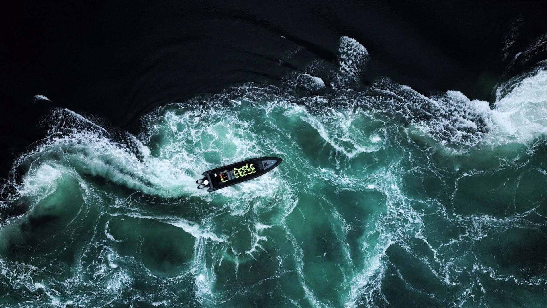 Randonnée, kayak et aventure : l'escapade arctique estivale