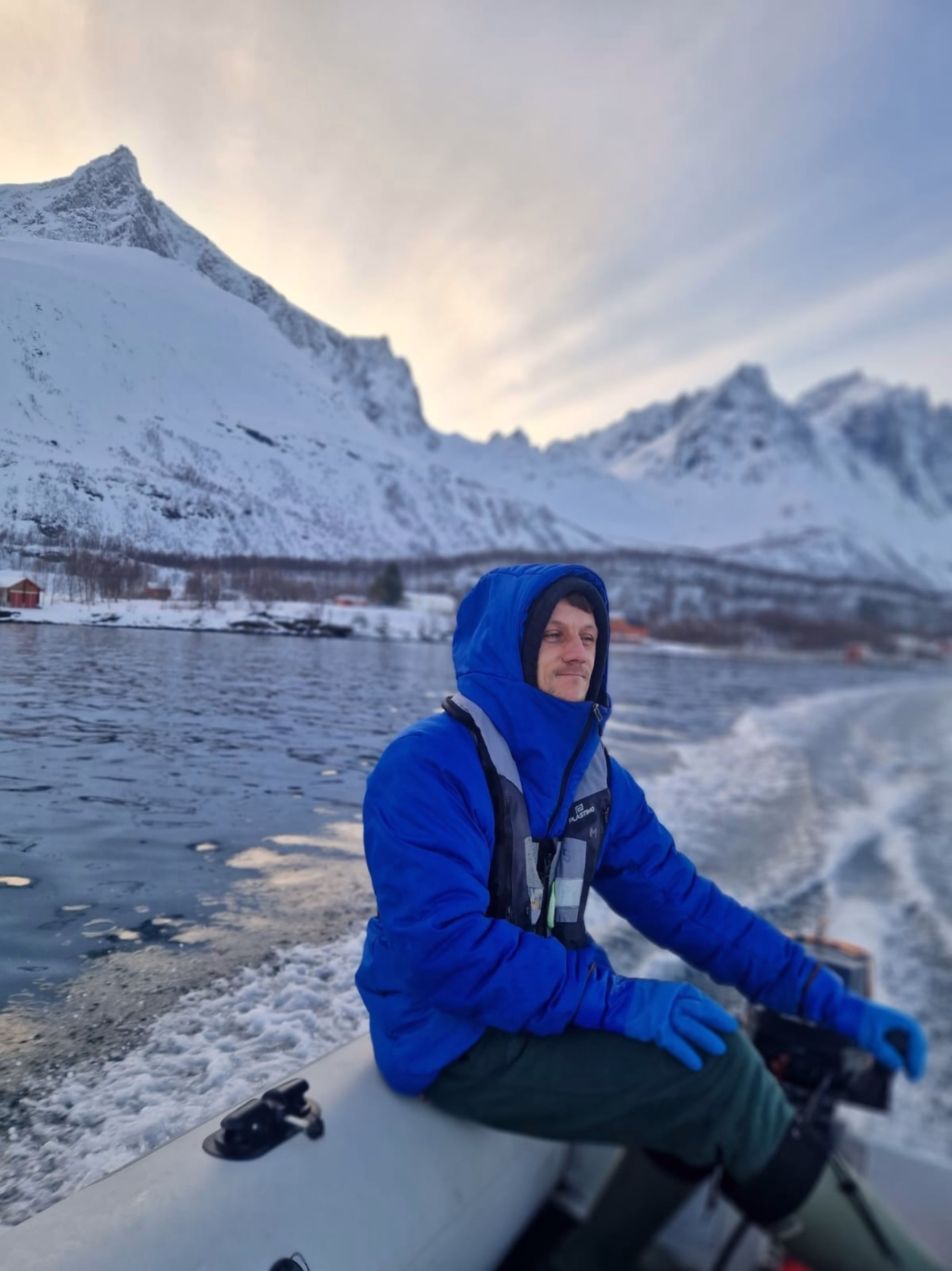 Lofoten : odyssée hivernale en voilier, raquettes, aurores boréales