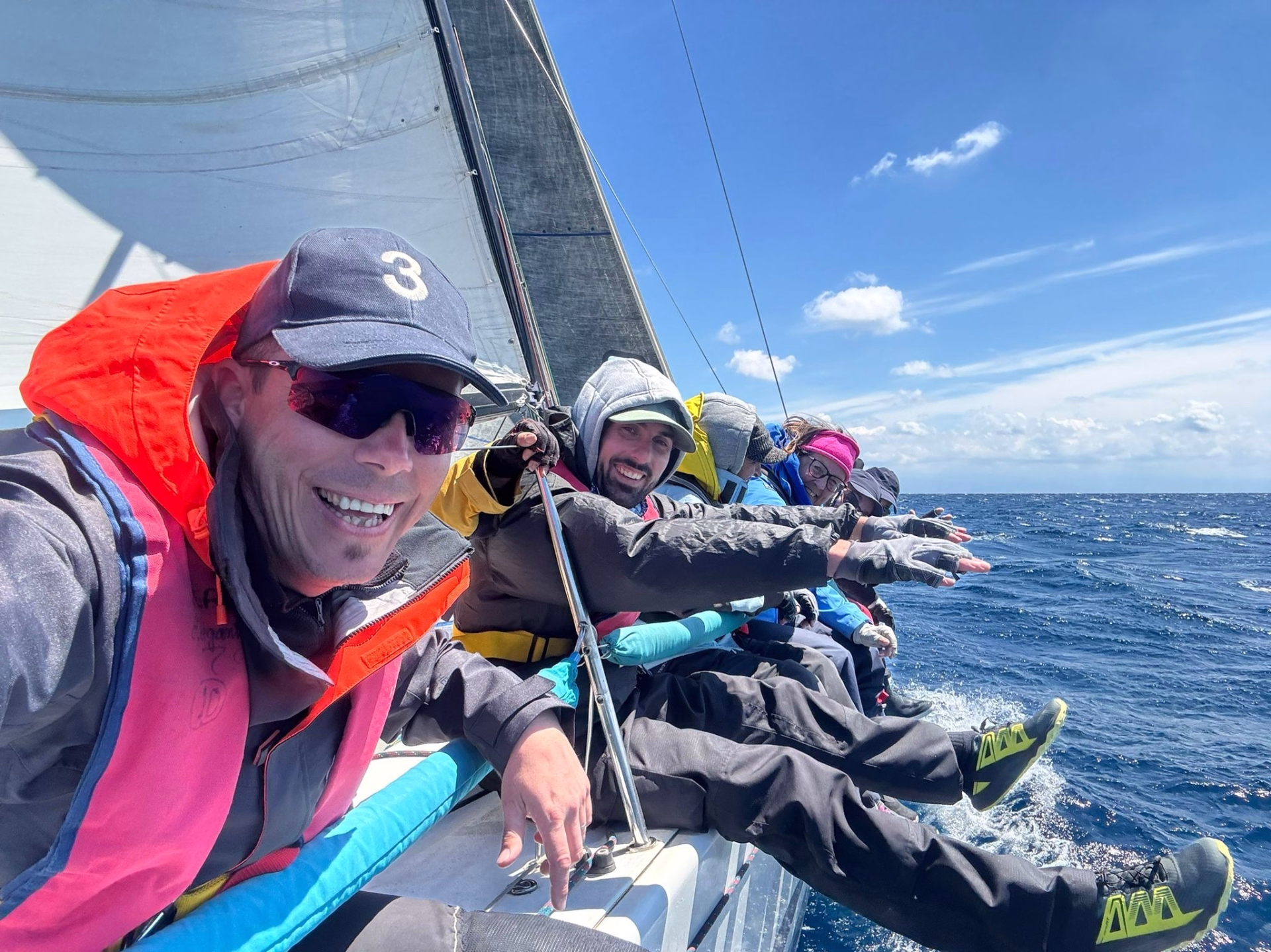 Stage de voile Perfectionnement autonomie niveaux 3 et 4 FFV 5 jours