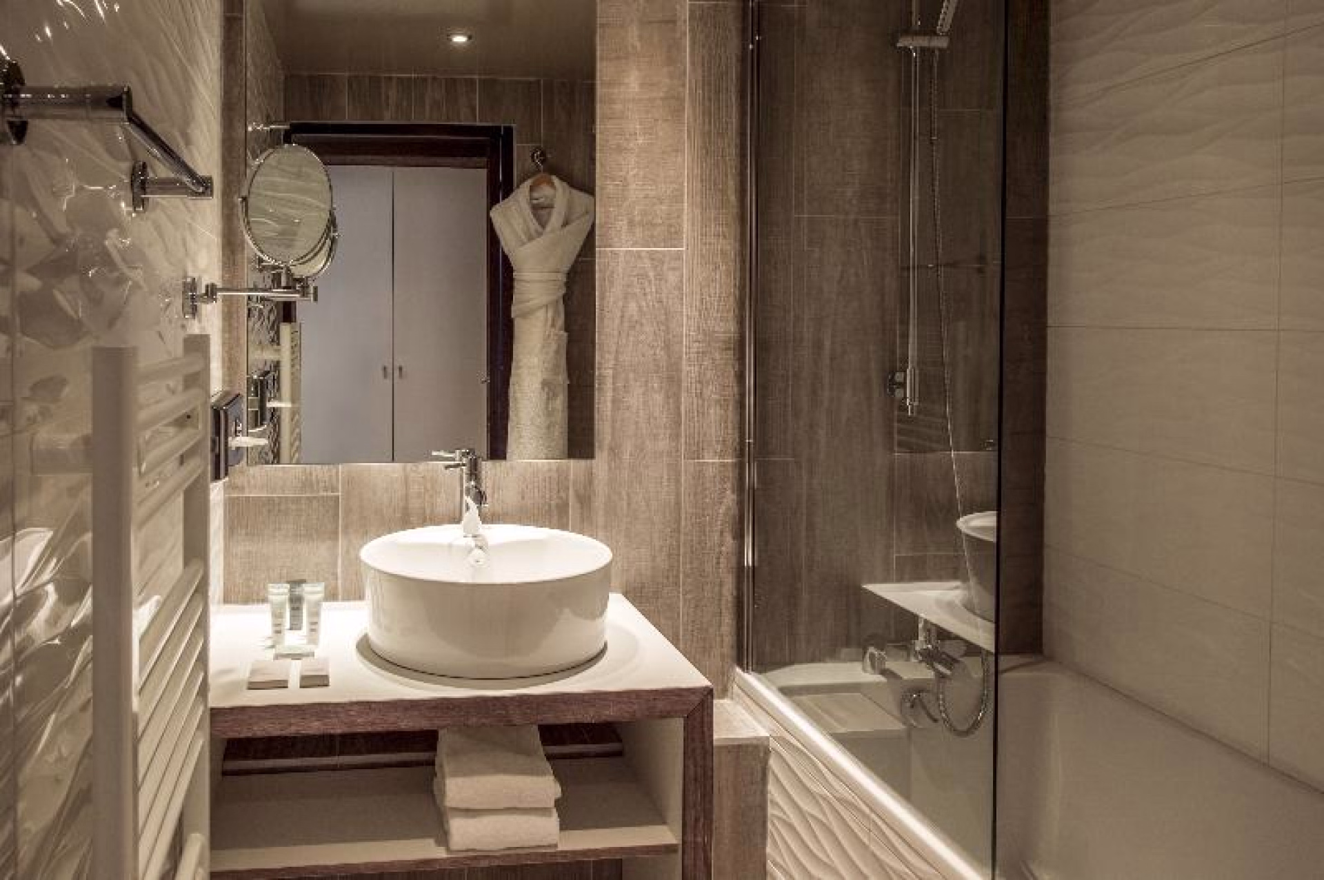 Hôtel 4*