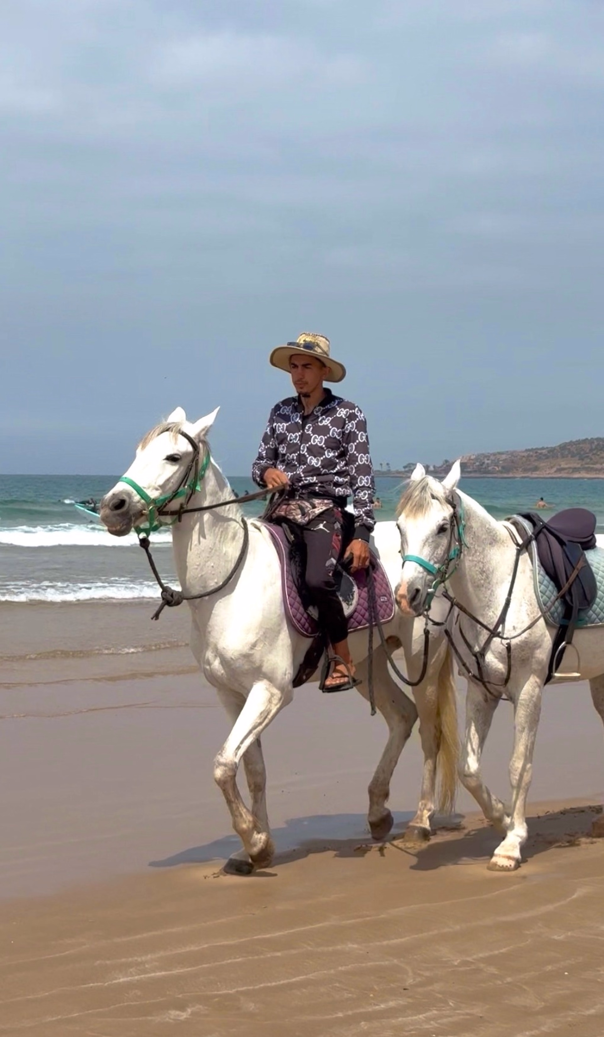 Surf, massage & balade à cheval ou chameau - 4 jours