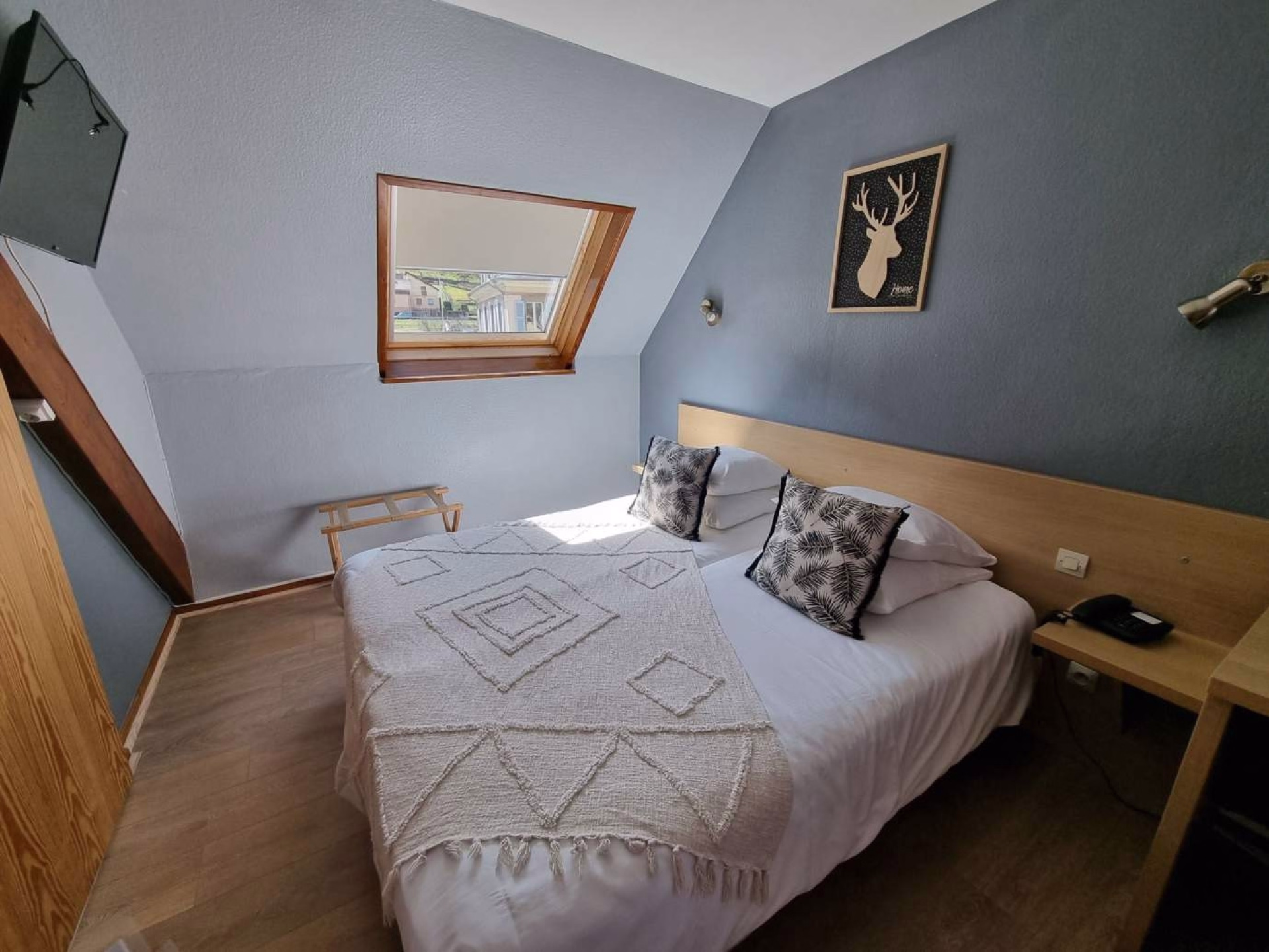 🏨 Hôtel 3* - Jours 1 à 3