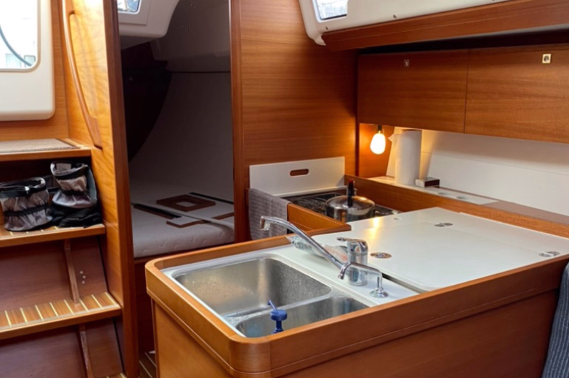 🚢 Bateau de croisière à voile - Jours 1 à 4