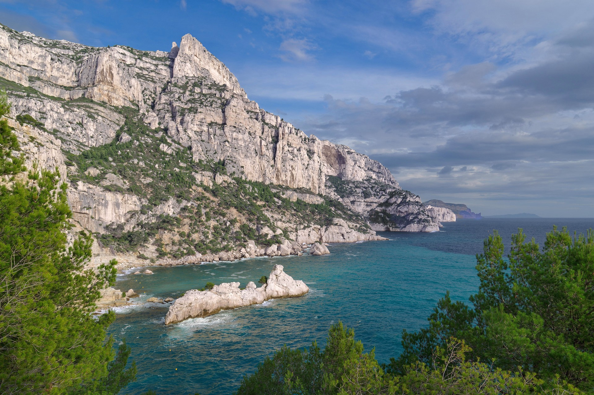 Découvrez nos voyages sportifs à Cassis pour vos prochaines vacances