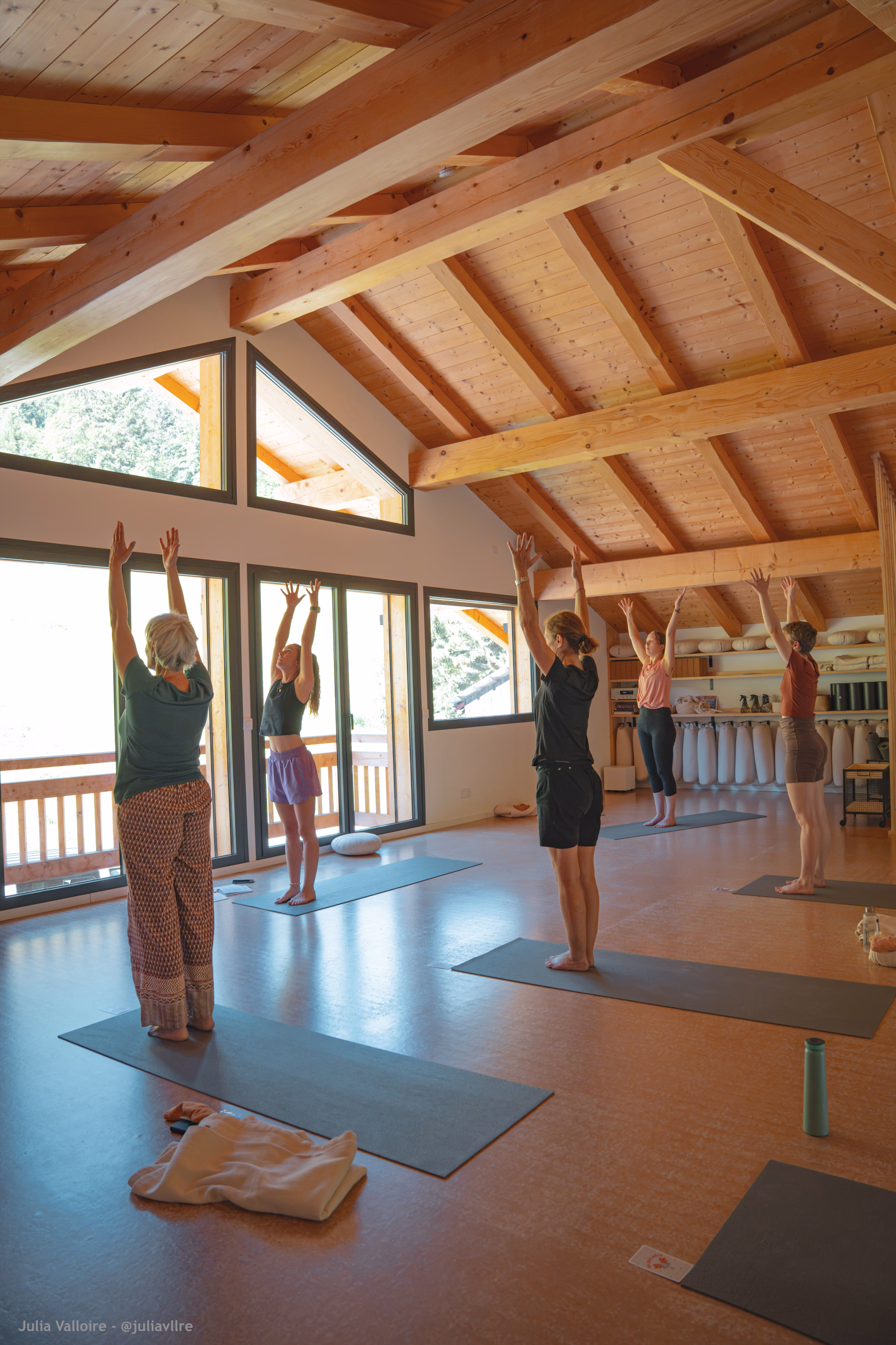 Retraite de yoga dans les Alpes avec Élodie Leconte