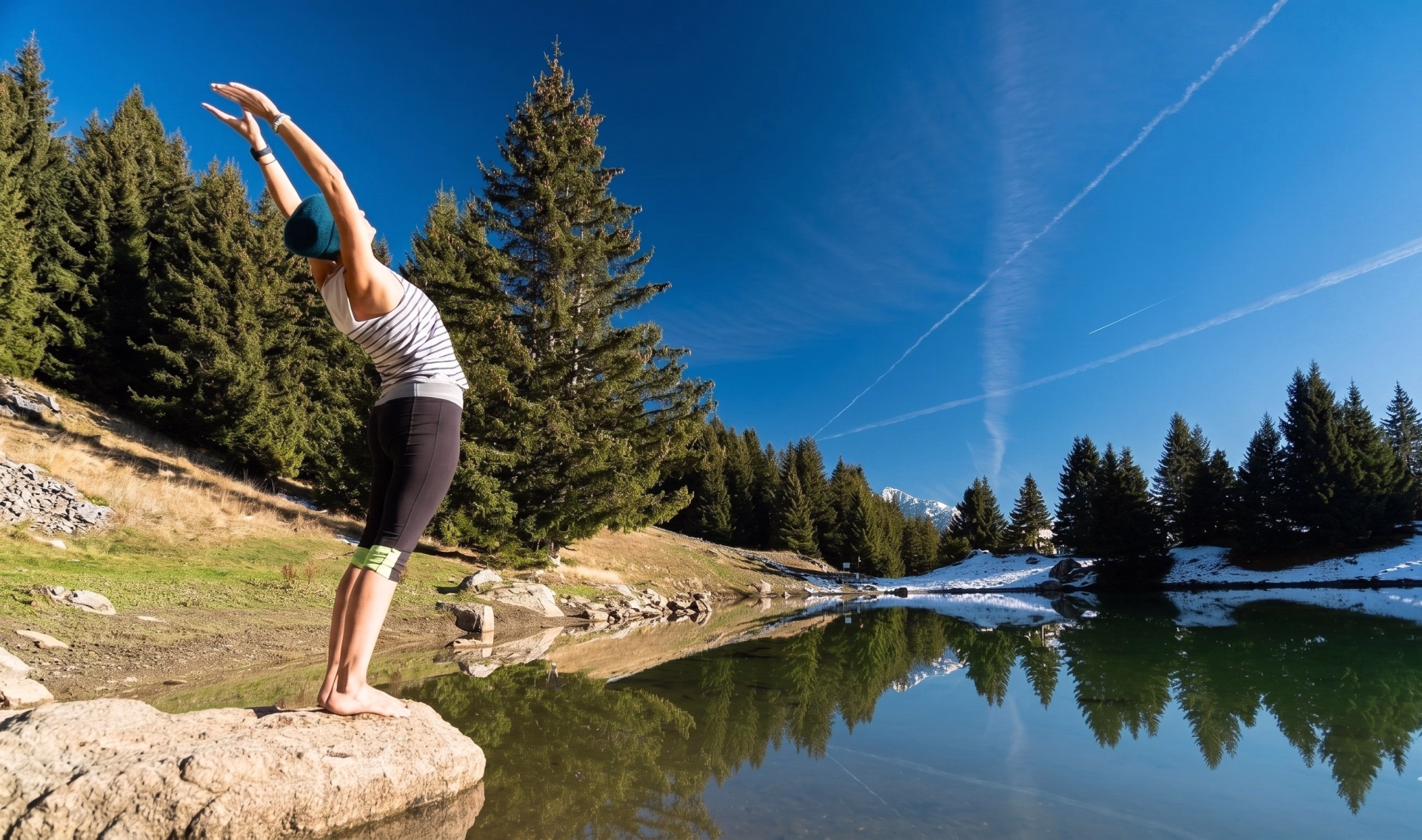 Yoga & randonnée face aux sommets du massif de la Lauzière