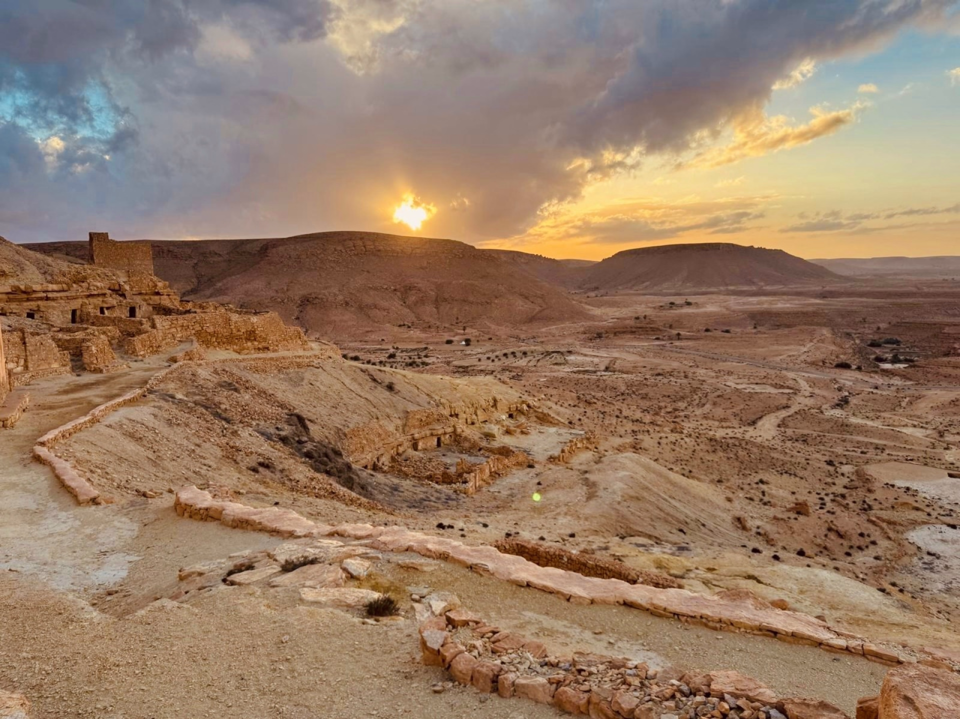 Trek & Yoga dans le Dahar Tunisien