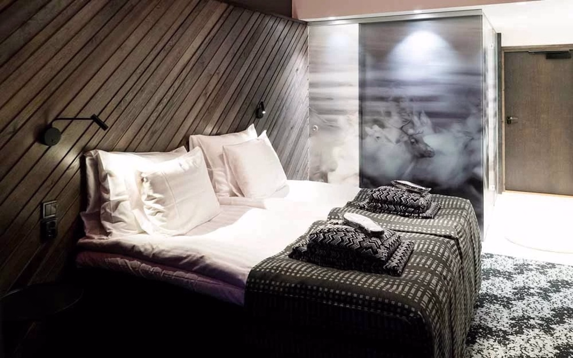 🏨 Hôtel 4* - Jours 5 à 7