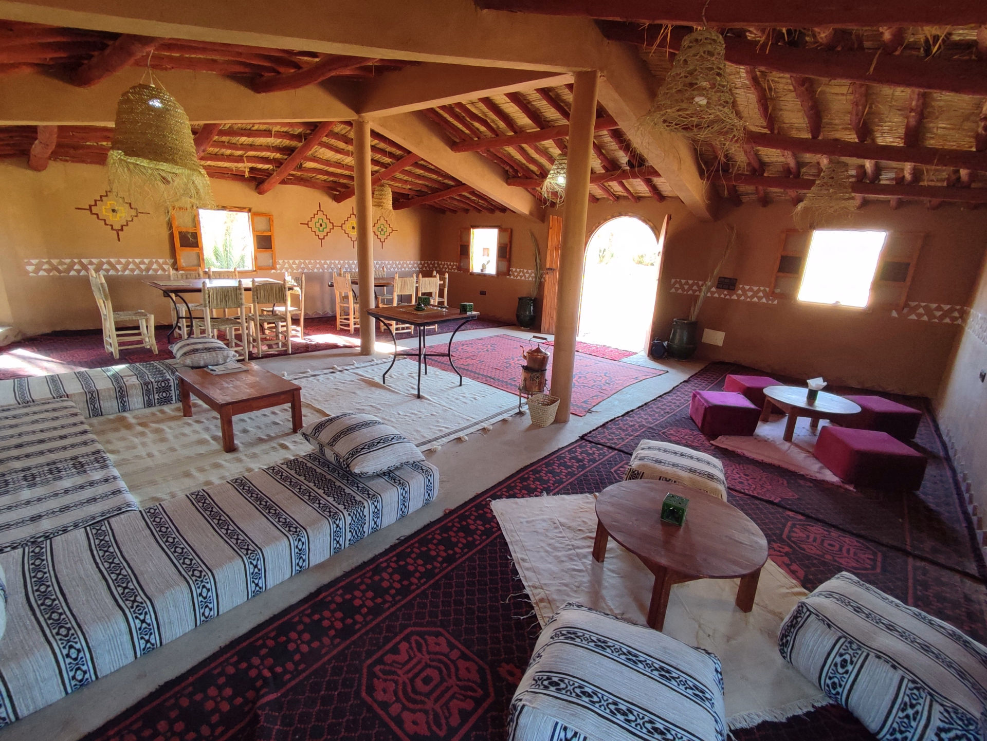 🏠 Auberge - Jour 1