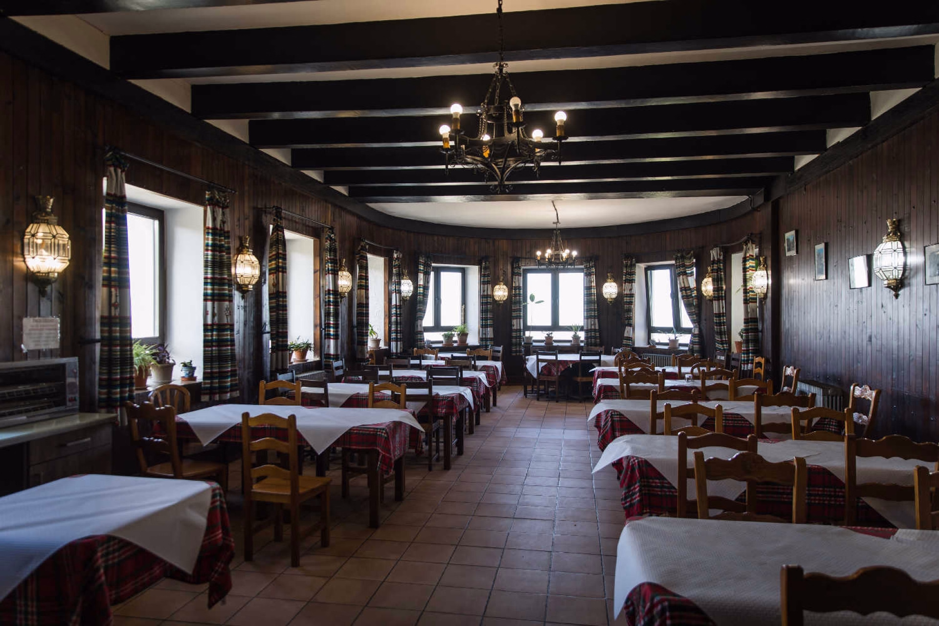 🏠 Auberge - Jour 4