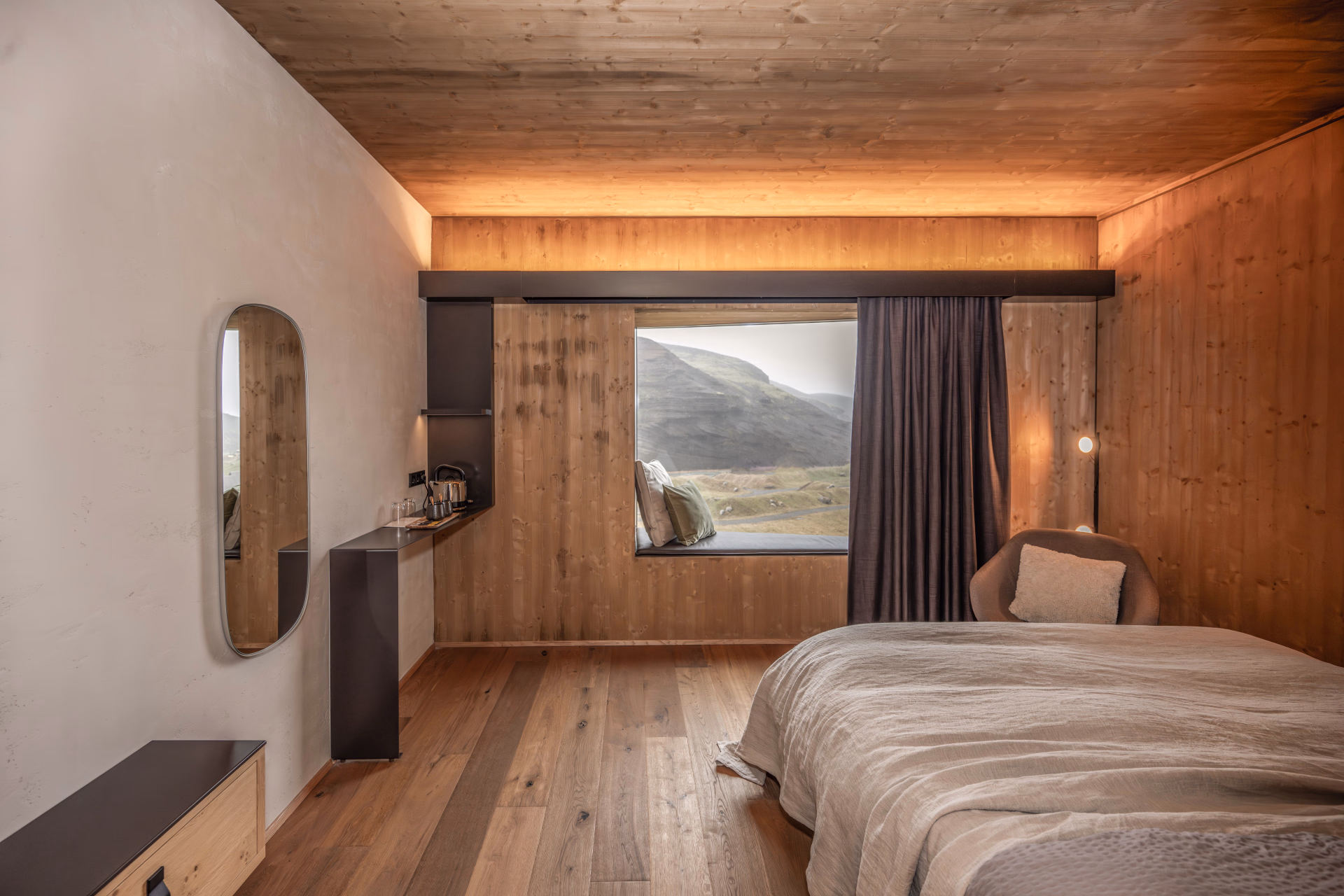 🏩 Hôtel 4* - Jours 2 à 3