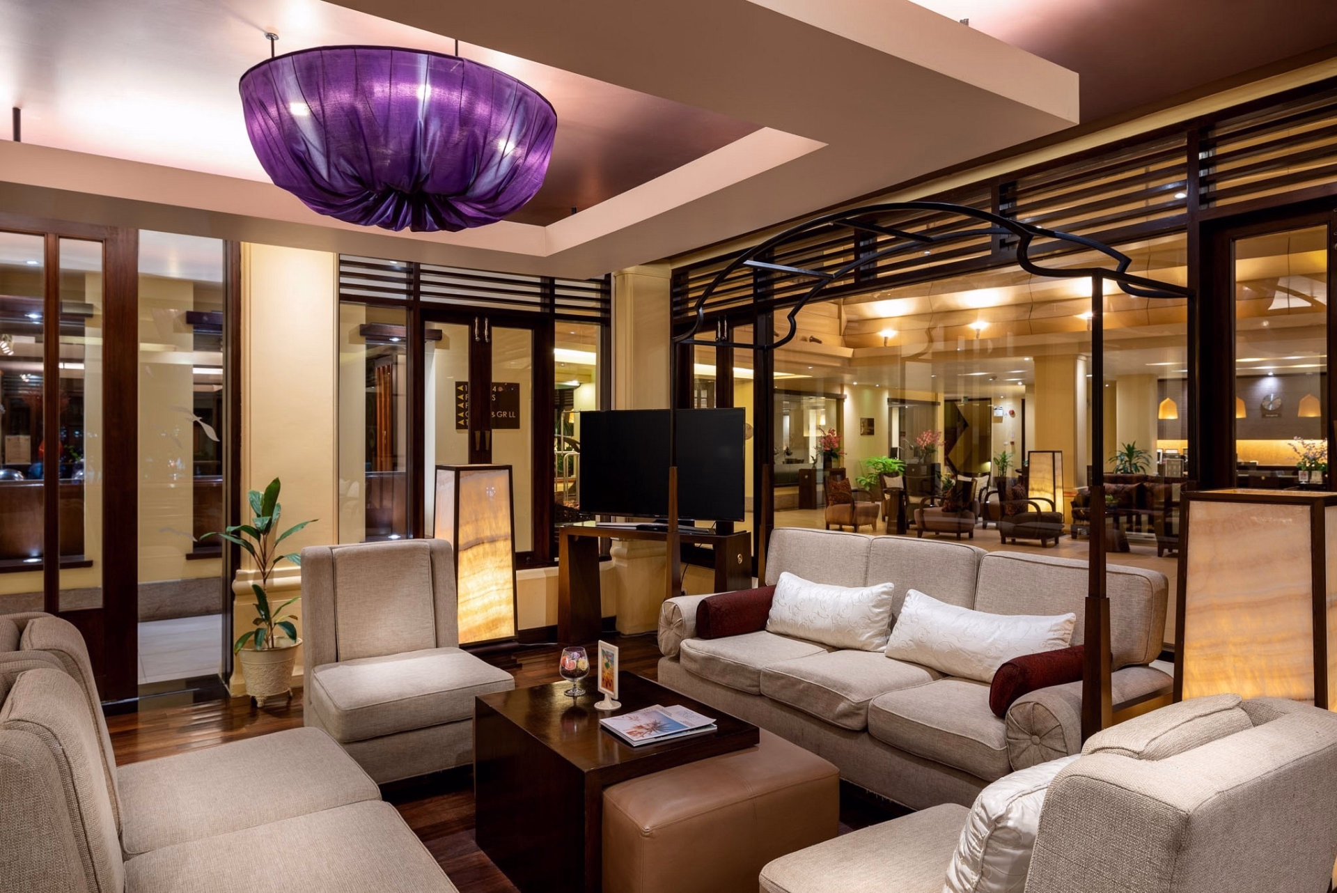 🏨 Hôtel 4* - Jours 2 à 7