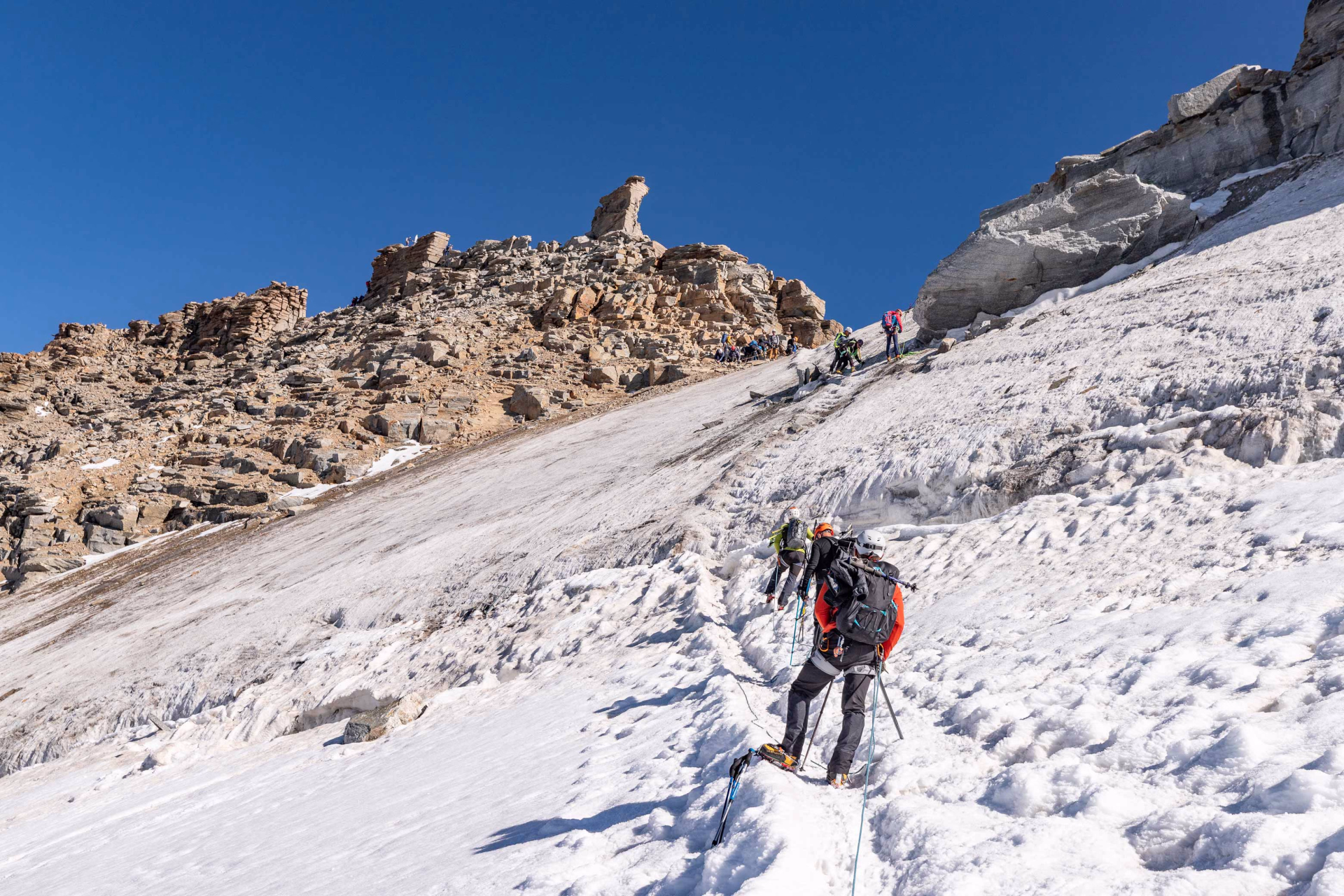 En avant pour le sommet du Grand Paradis © En avant pour le sommet du Grand Paradis