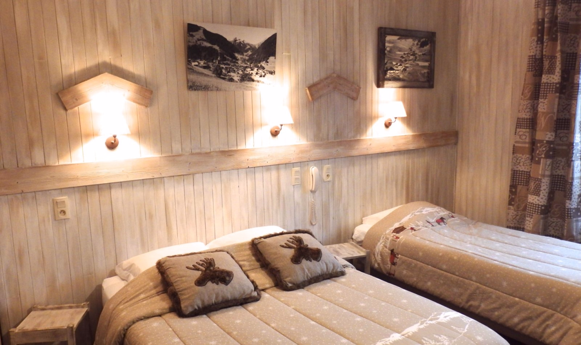 🏩 Hôtel 2* - Jours 1 à 2