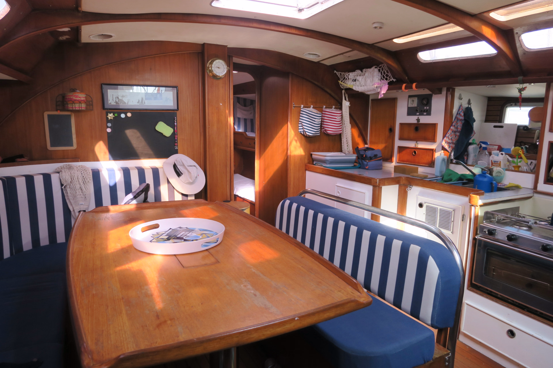 🚢 Bateau de croisière à voile - Jour 1