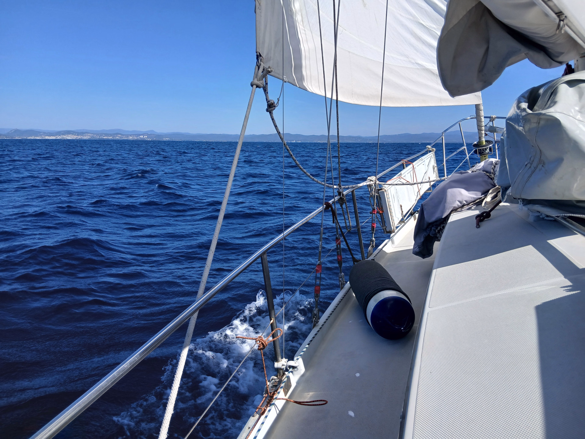 Croisière à la voile et traversées hauturières Côte d'azur - Corse