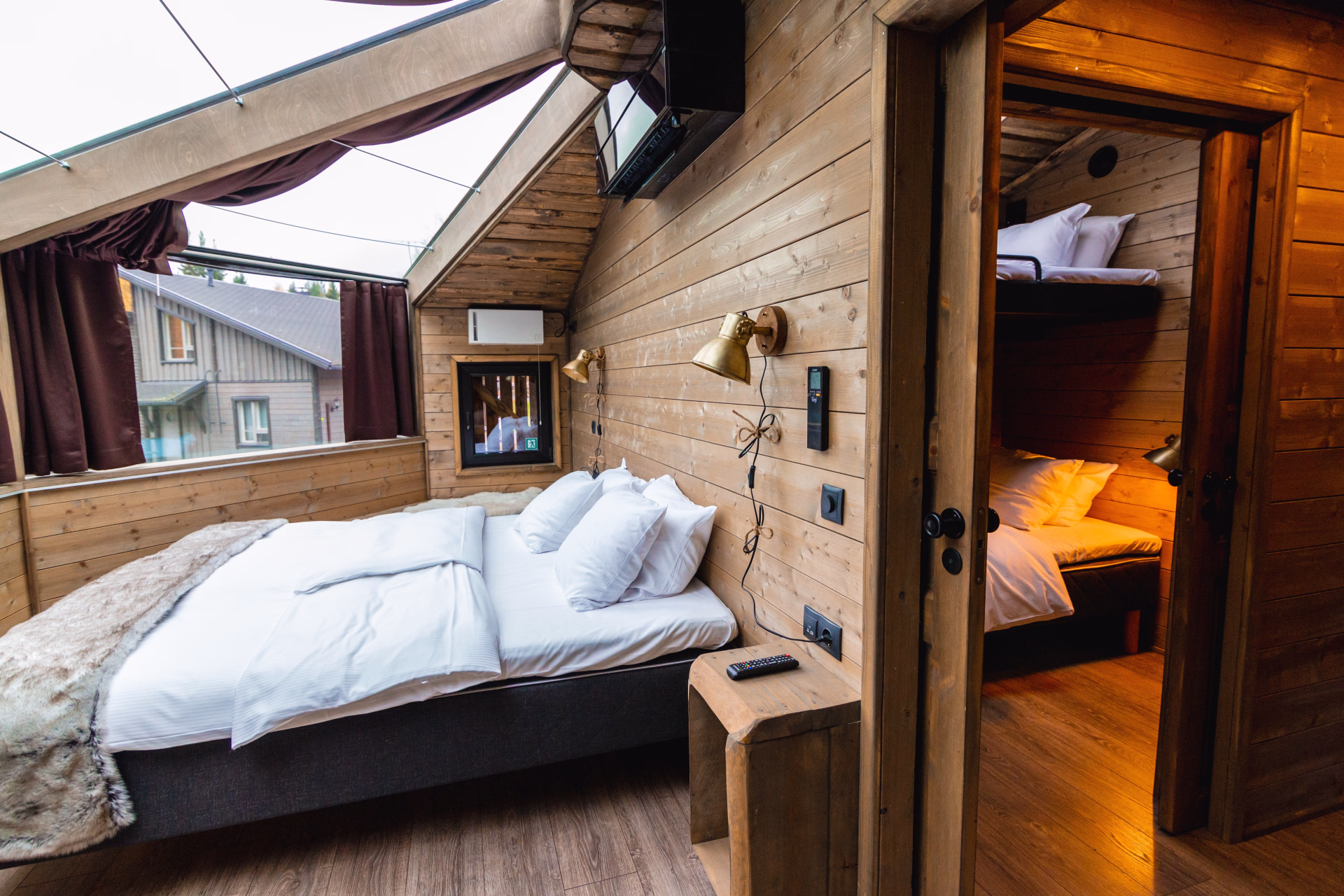 🏨 Hôtel 4* - Jours 4 à 7